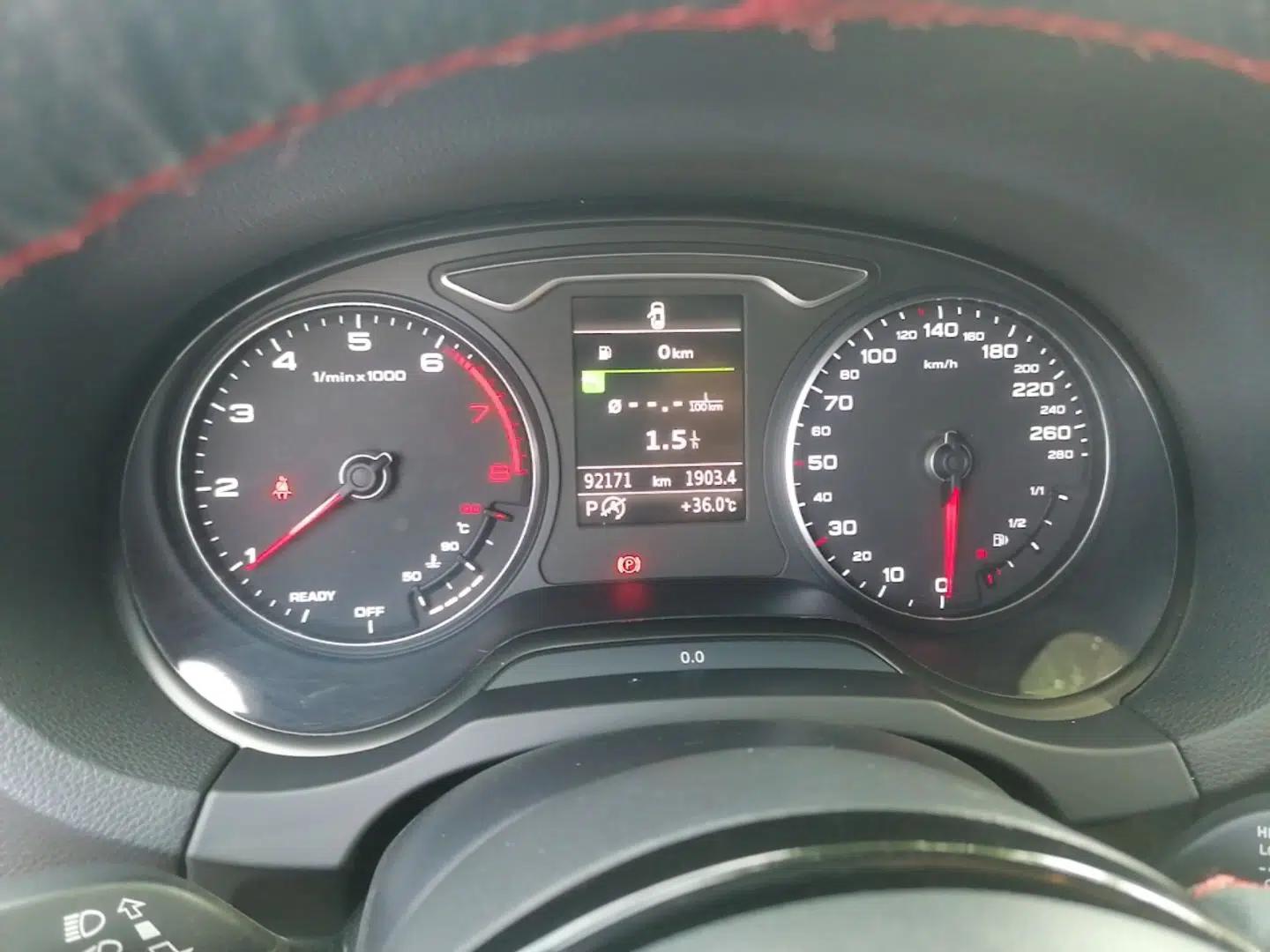 Audi A3 2015 Sportback 45 TFSI S line sports model — миниатюра 21