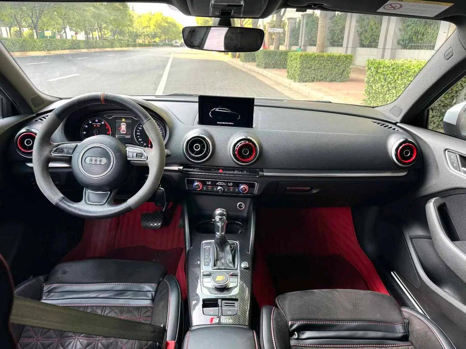 Audi A3 2015 Sportback 45 TFSI S line sports model — миниатюра 32