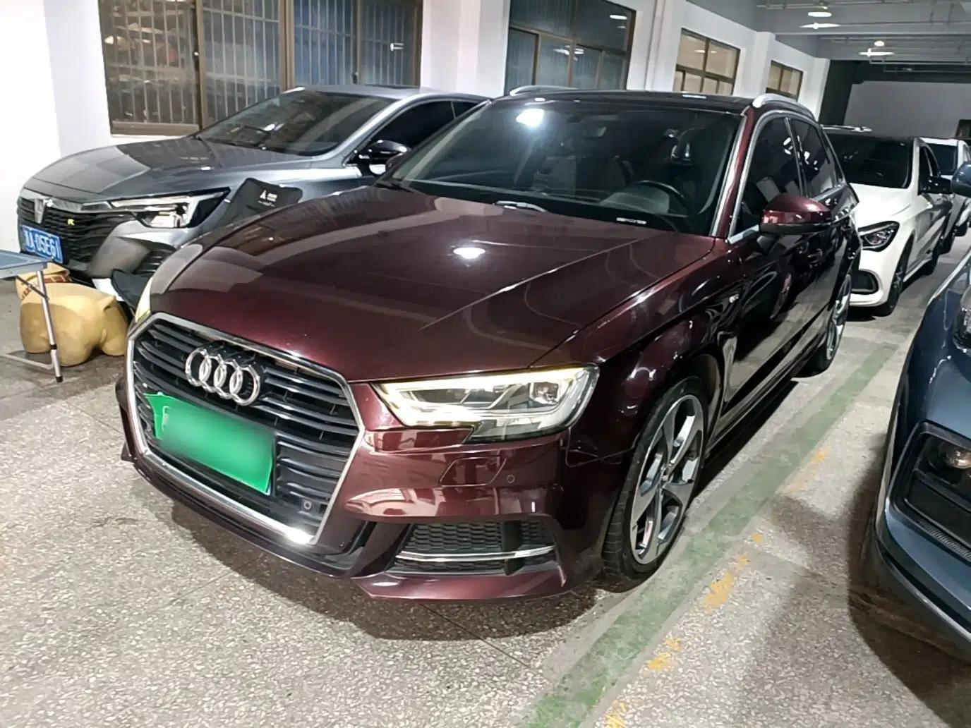 Audi A3 2019 Sportback 35 TFSI Sporty Version China VI — миниатюра 1