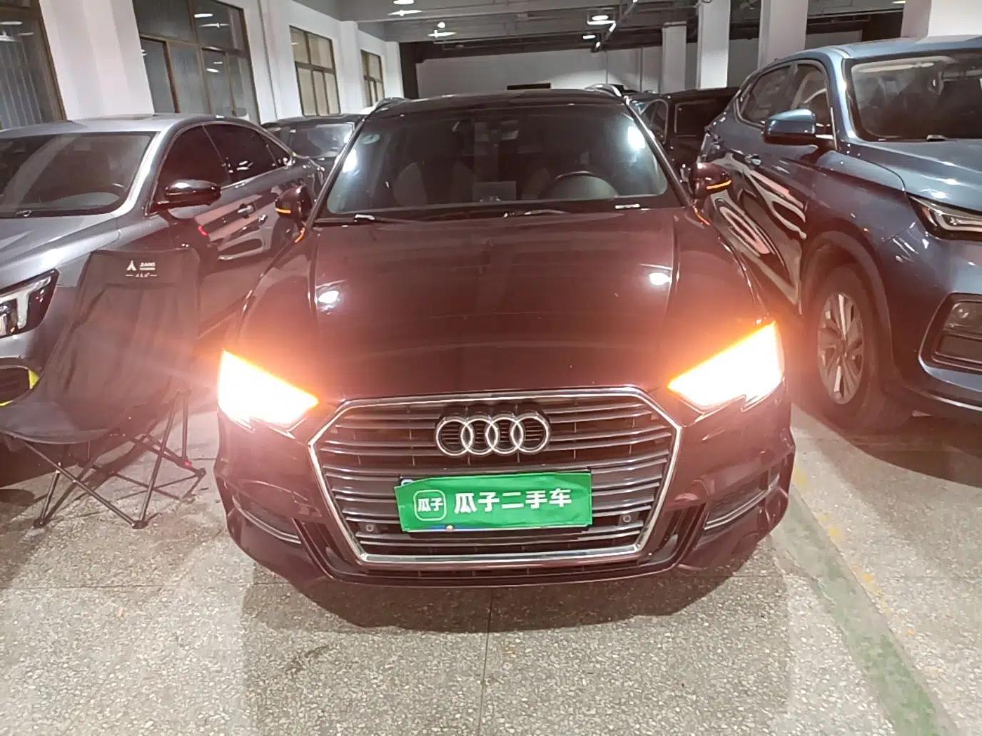 Audi A3 2019 Sportback 35 TFSI Sporty Version China VI — миниатюра 2