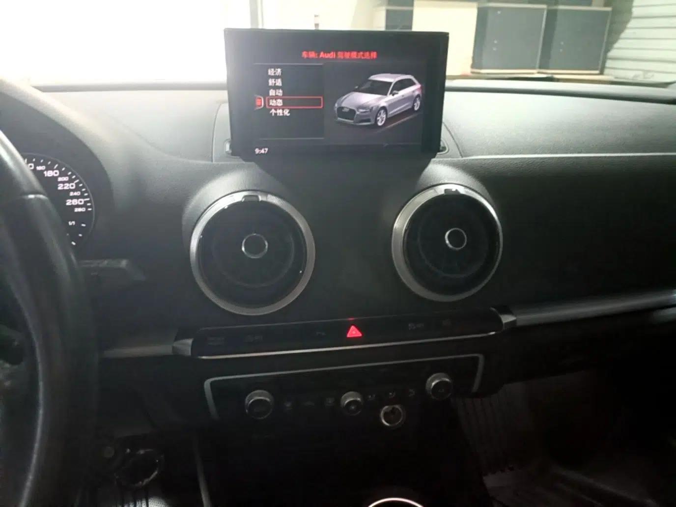 Audi A3 2019 Sportback 35 TFSI Sporty Version China VI — миниатюра 15