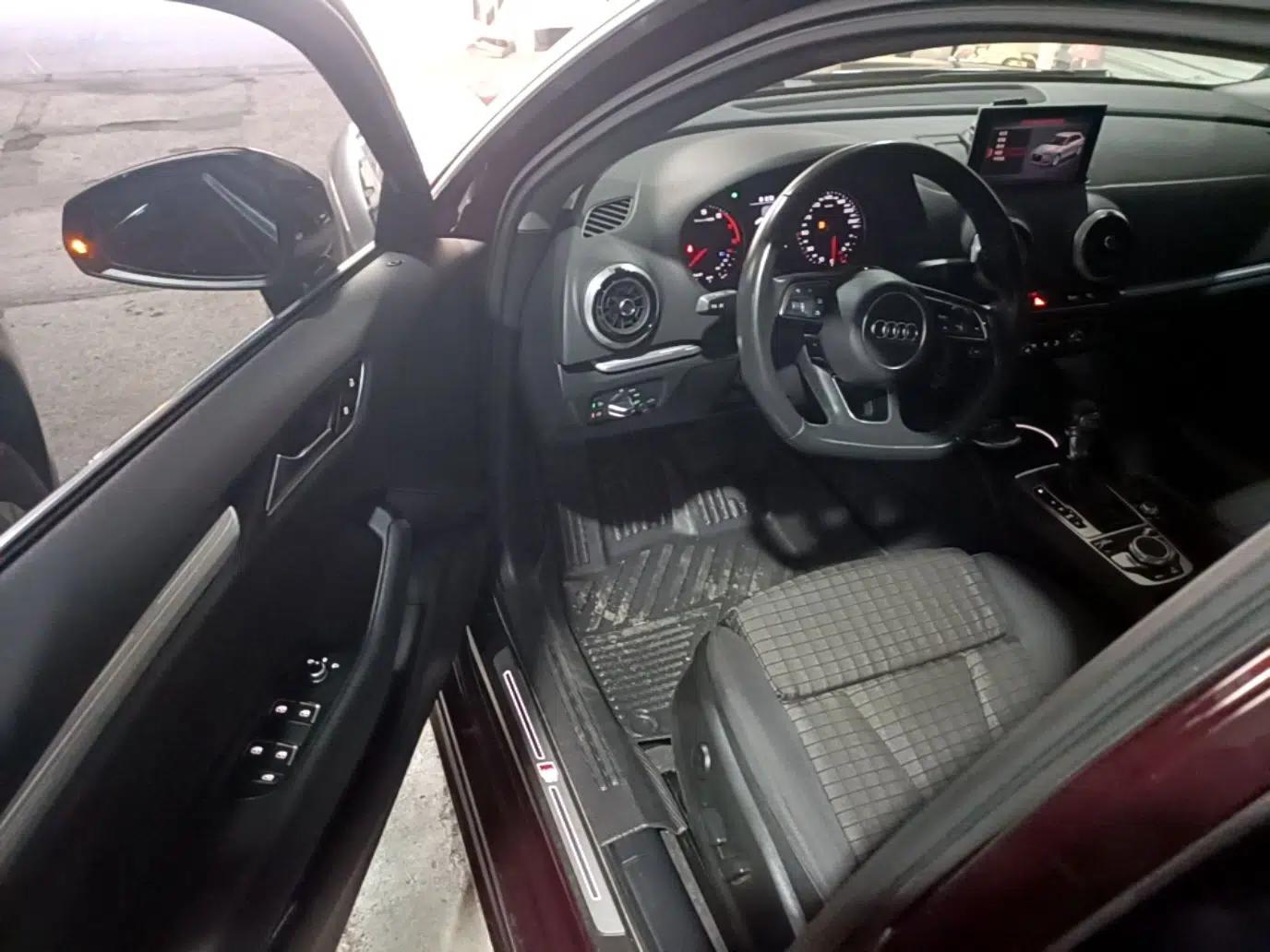 Audi A3 2019 Sportback 35 TFSI Sporty Version China VI — миниатюра 18