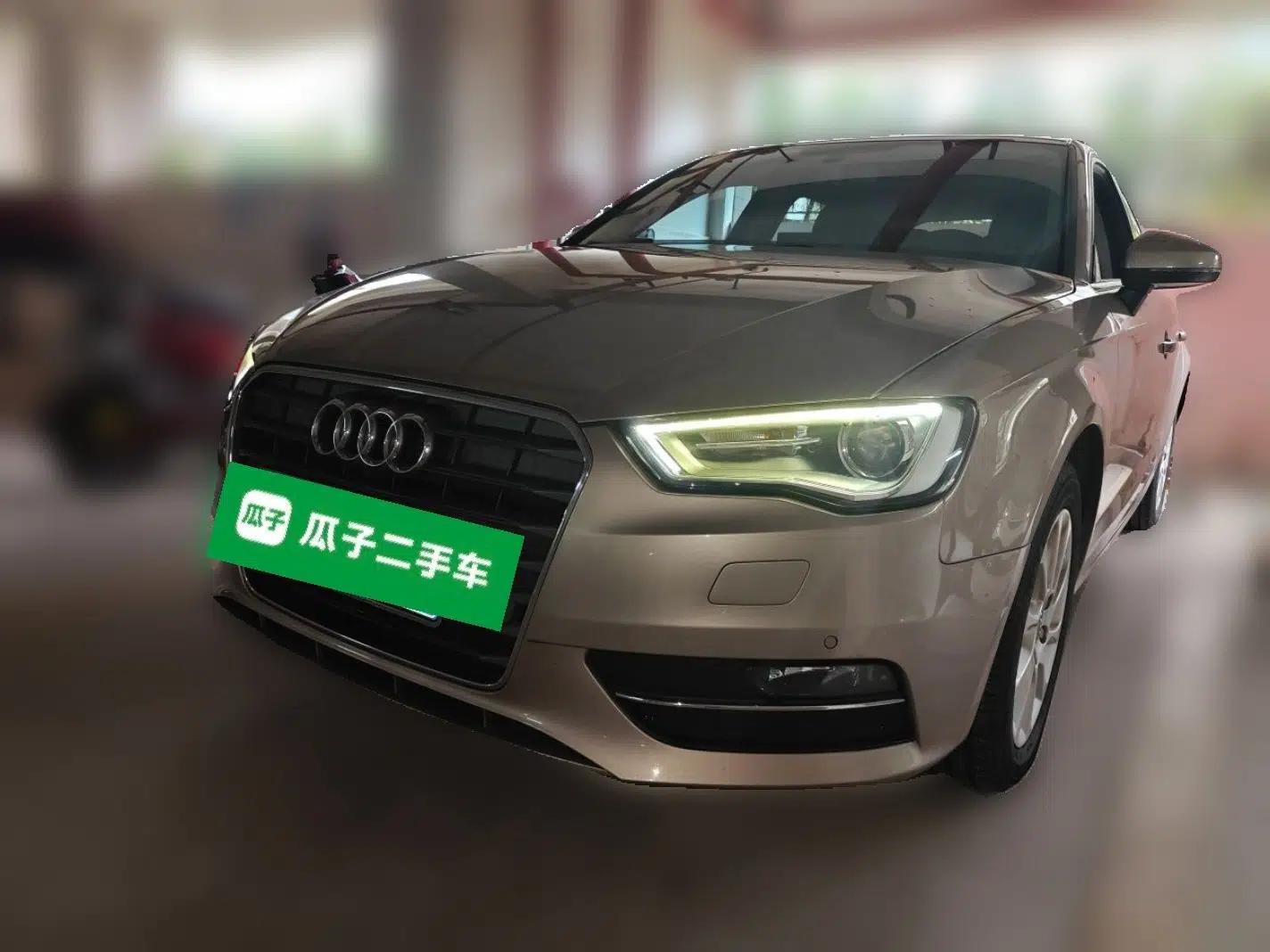 Audi A3 2015 Sportback 35 TFSI Millionth Anniversary Intelligent Leading Model — миниатюра 1