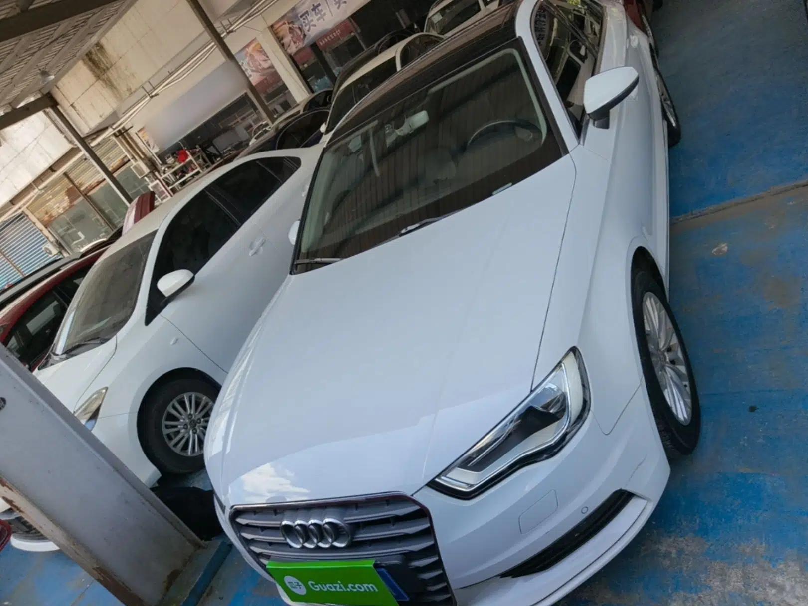 Audi A3 2016 Limousine 35 TFSI Prestige Edition — миниатюра 2
