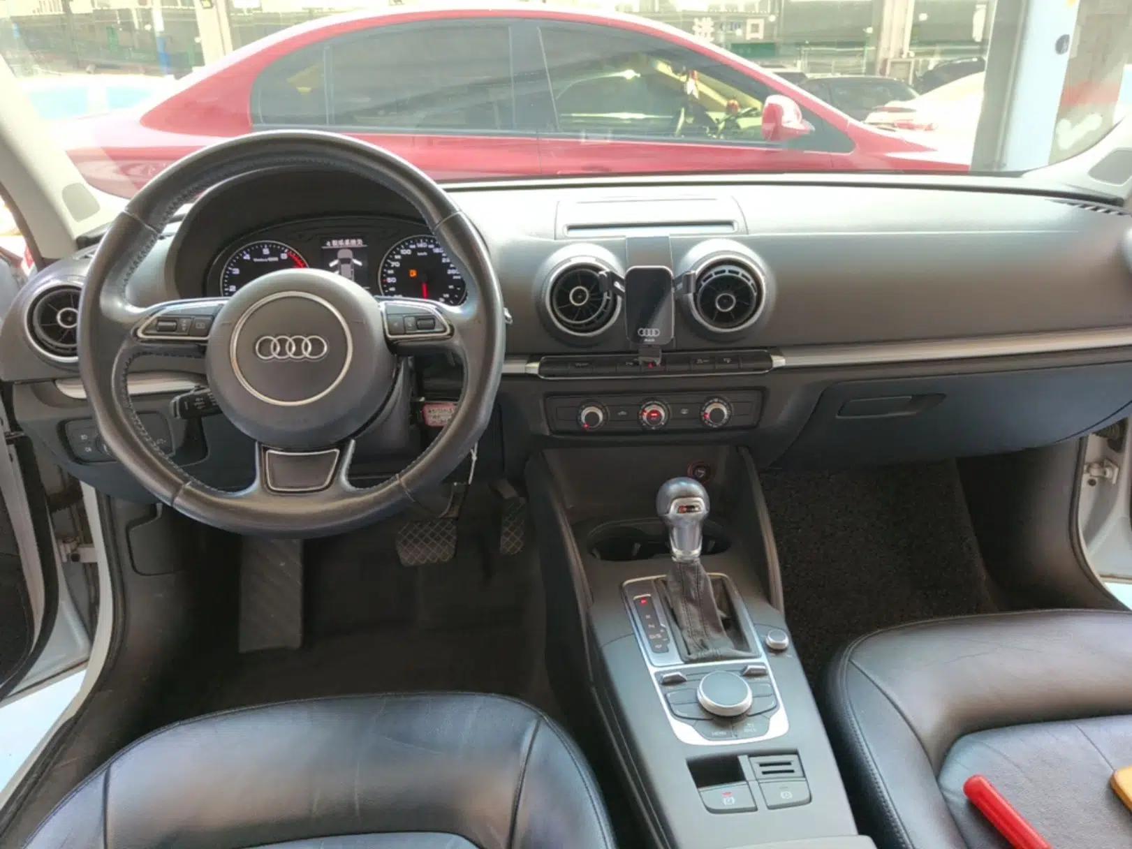 Audi A3 2016 Limousine 35 TFSI Prestige Edition — миниатюра 12