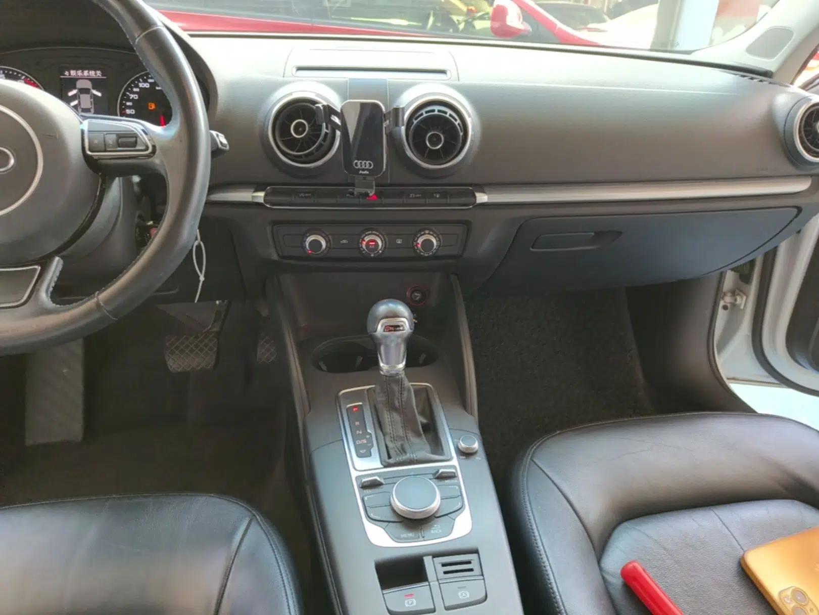 Audi A3 2016 Limousine 35 TFSI Prestige Edition — миниатюра 15
