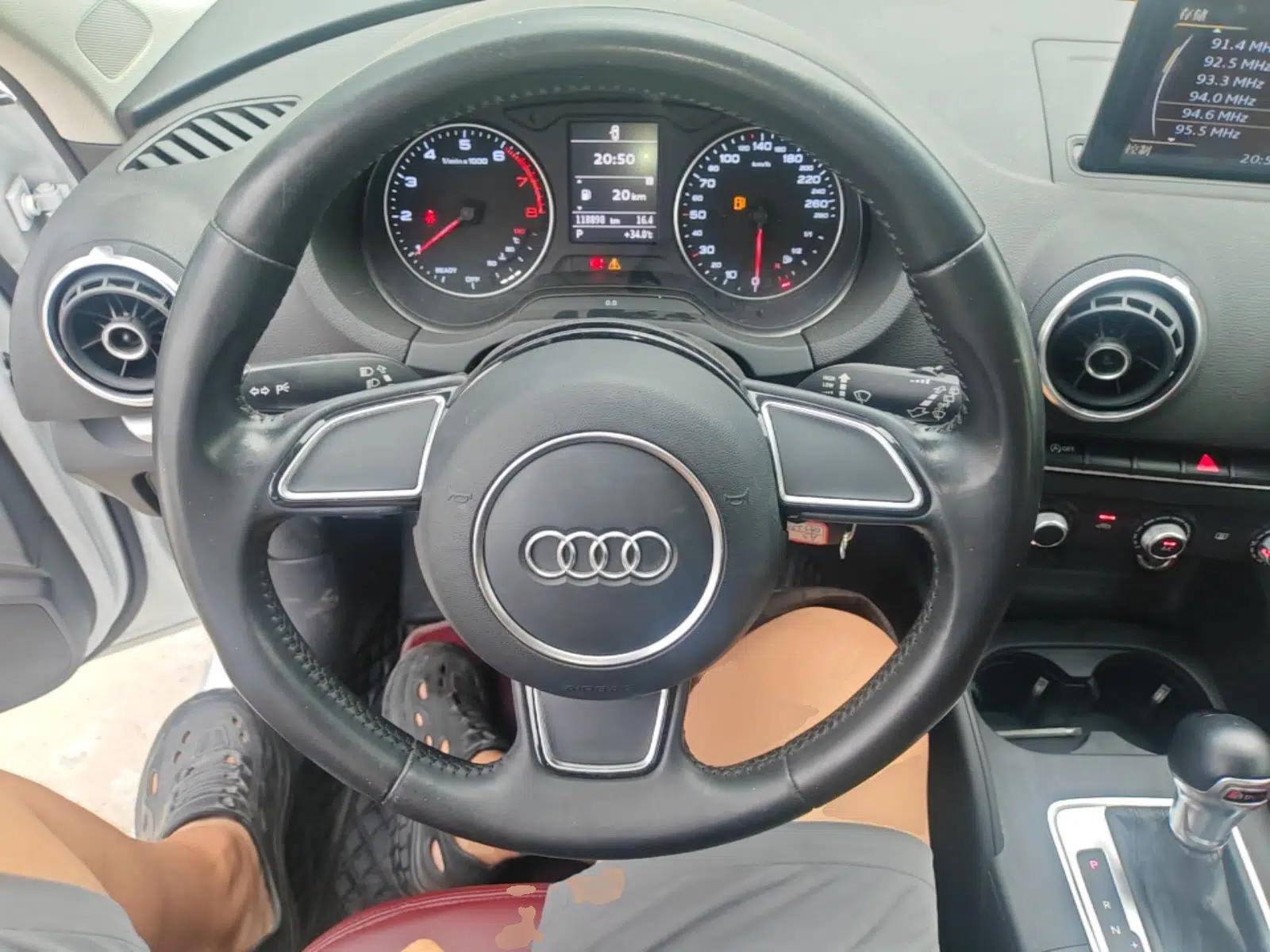 Audi A3 2016 Sportback 35 TFSI Ambition Edition — миниатюра 13