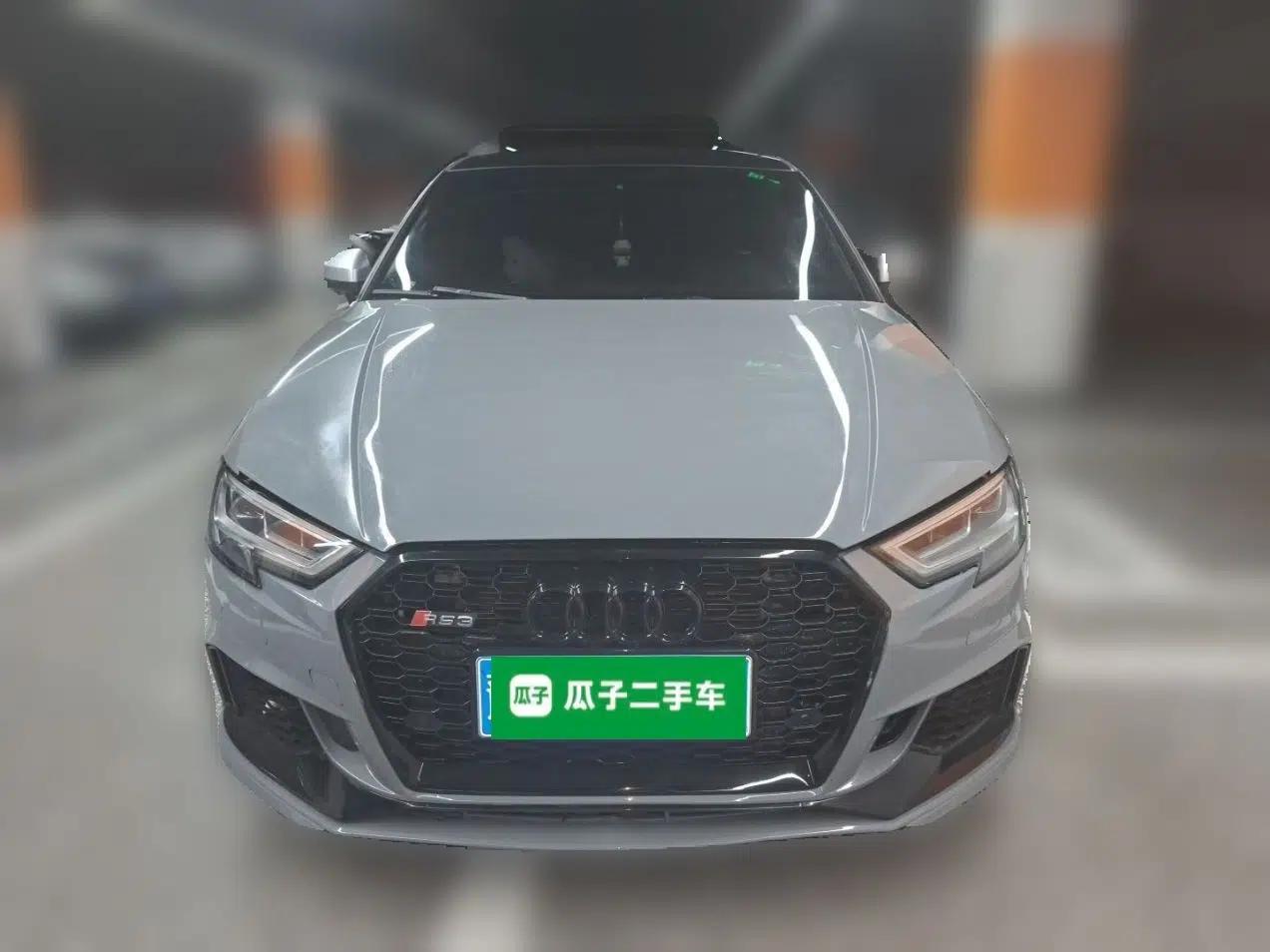 Audi A3 2018 30th Anniversary Edition Limousine 35 TFSI Sport Model — миниатюра 2