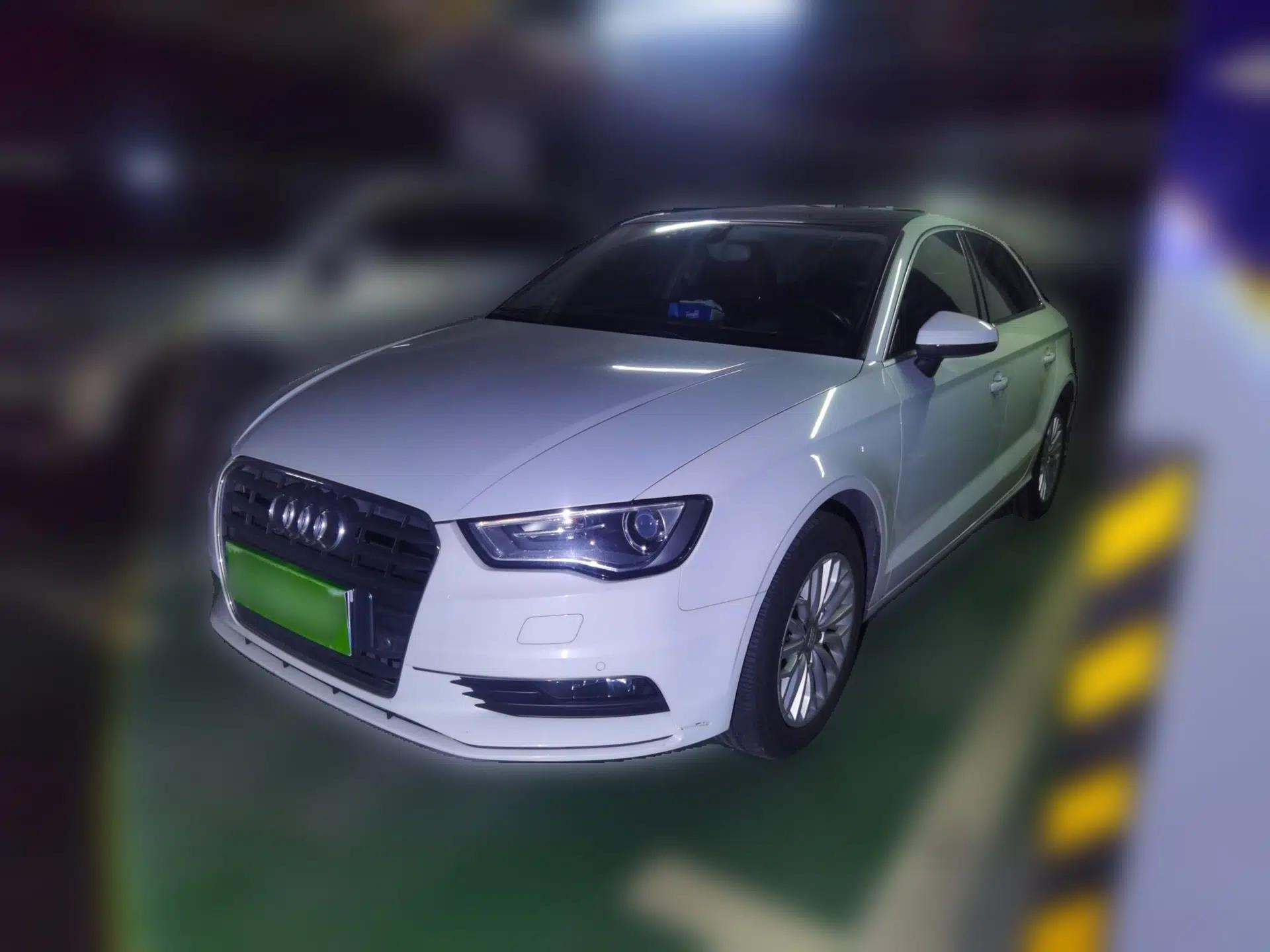 Audi A3 2015 Limousine 35 TFSI Millionth Anniversary Intelligent Leading Model — миниатюра 1