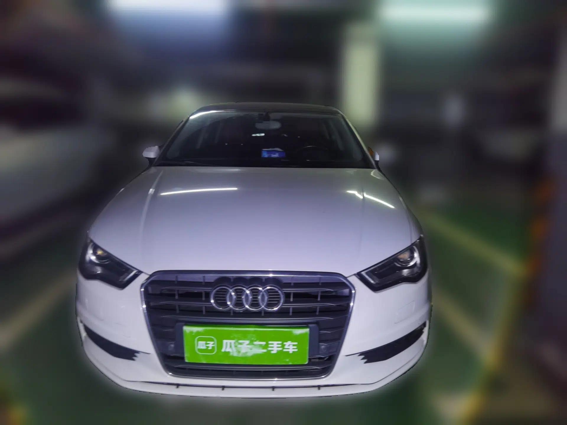 Audi A3 2015 Limousine 35 TFSI Millionth Anniversary Intelligent Leading Model — миниатюра 2