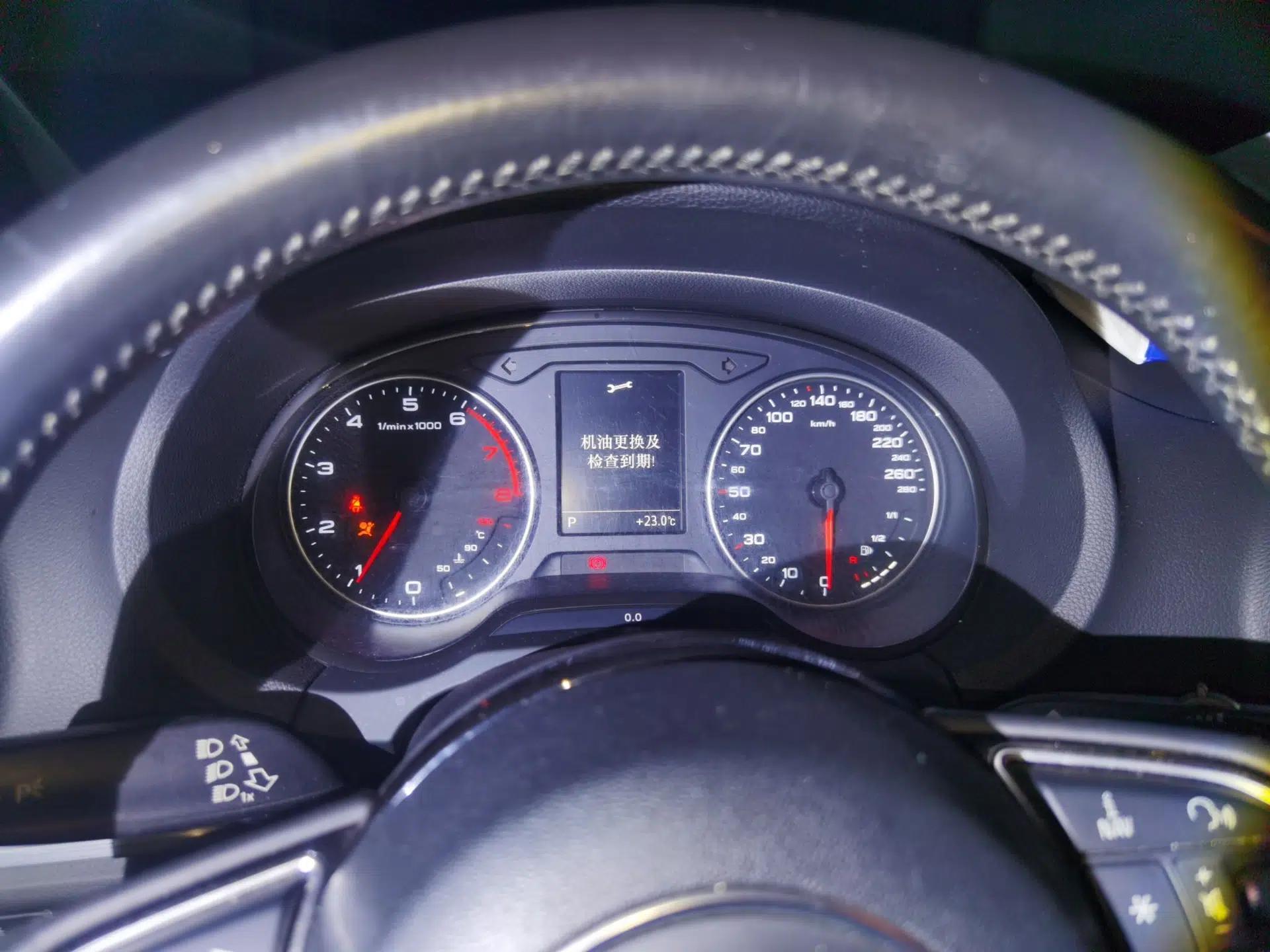 Audi A3 2015 Limousine 35 TFSI Millionth Anniversary Intelligent Leading Model — миниатюра 11