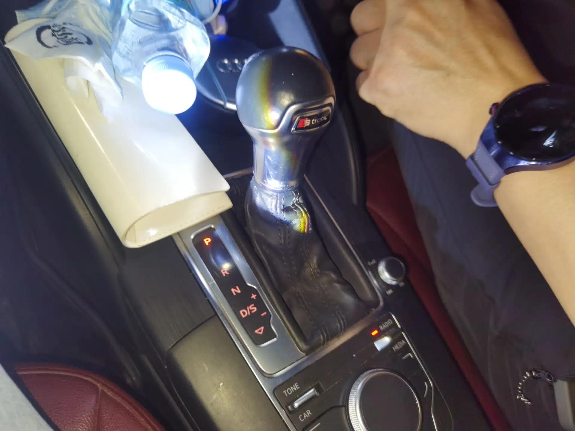 Audi A3 2015 Limousine 35 TFSI Millionth Anniversary Intelligent Leading Model — миниатюра 14