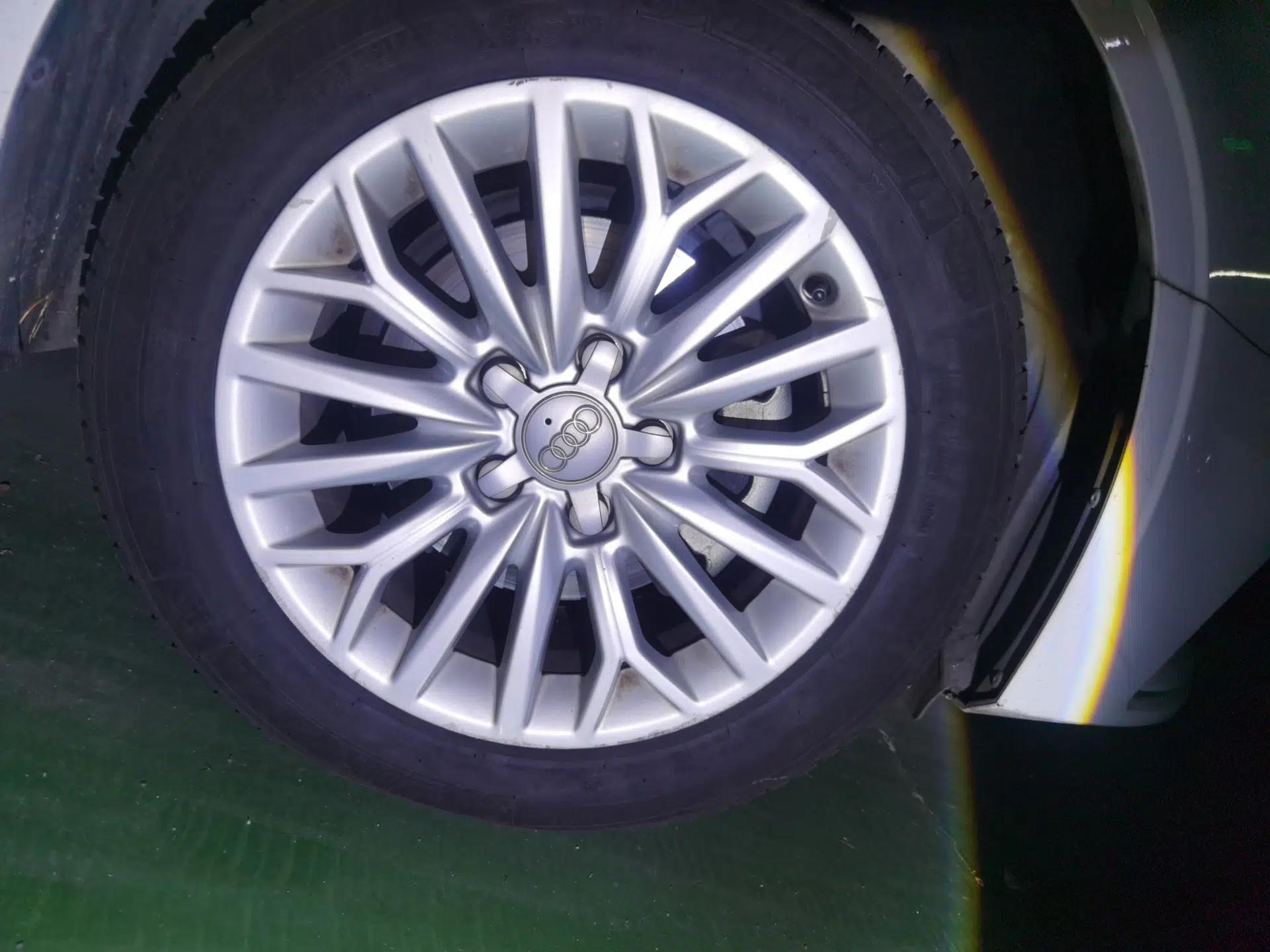 Audi A3 2015 Limousine 35 TFSI Millionth Anniversary Intelligent Leading Model — миниатюра 8