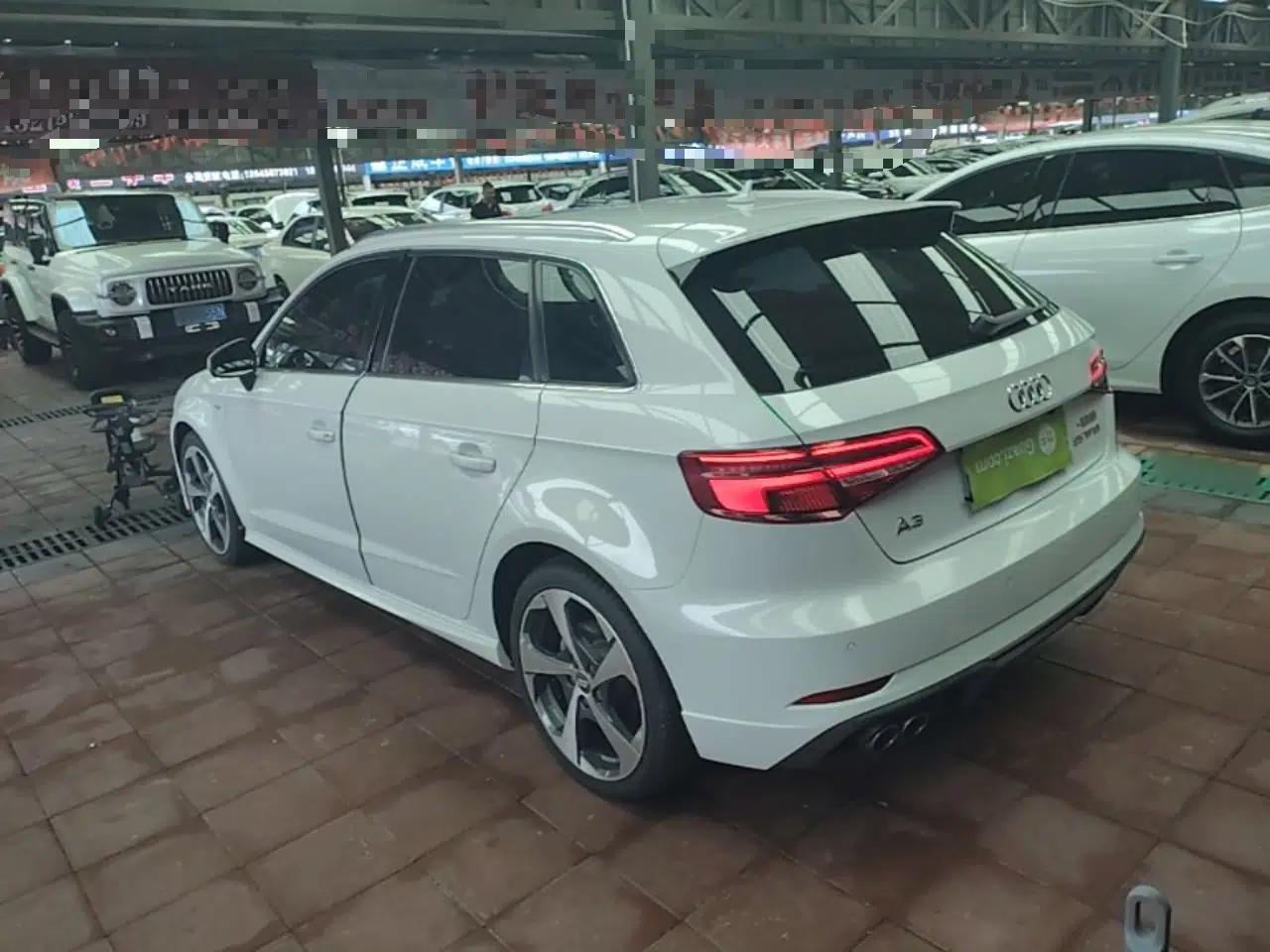 Audi A3 2018 30th Anniversary Edition Sportback 35 TFSI Sport Model — миниатюра 4