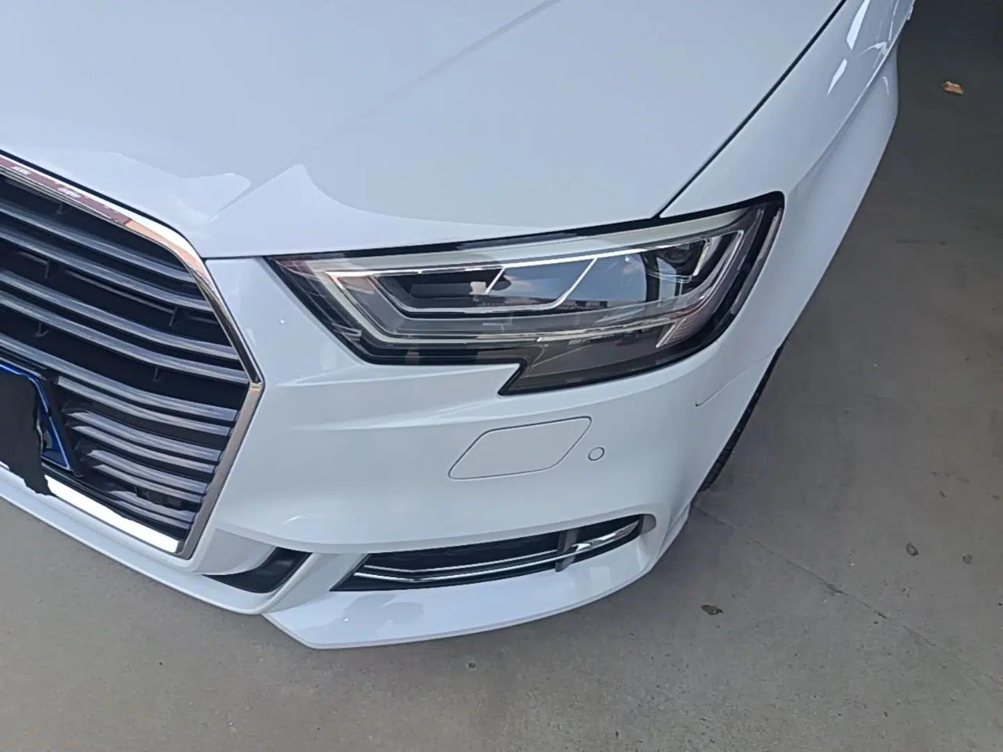 Audi A3 2019 Sportback 35 TFSI Sporty Version China VI — миниатюра 8