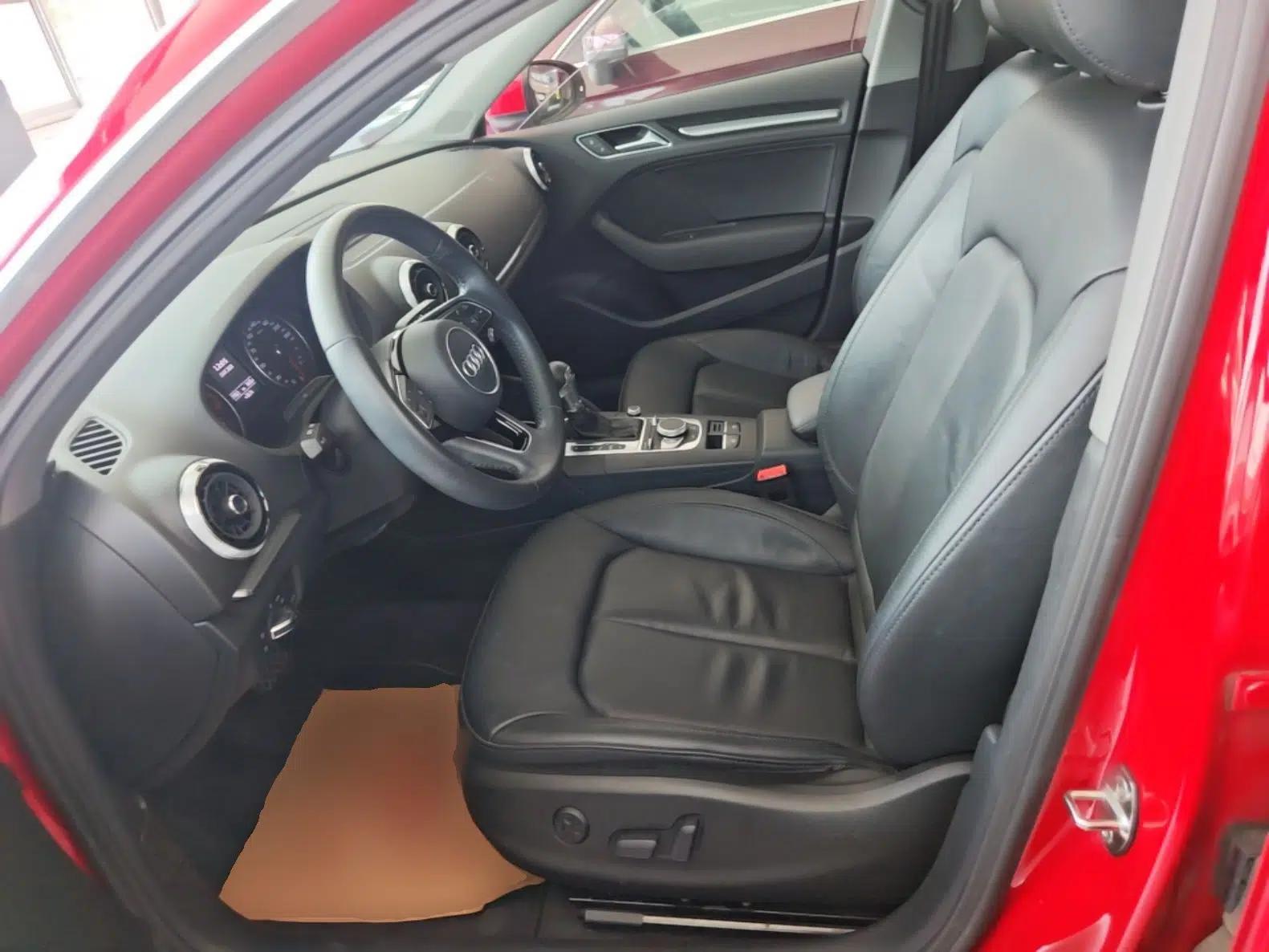 Audi A3 2018 30th Anniversary Edition Sportback 35 TFSI Style Model — миниатюра 17