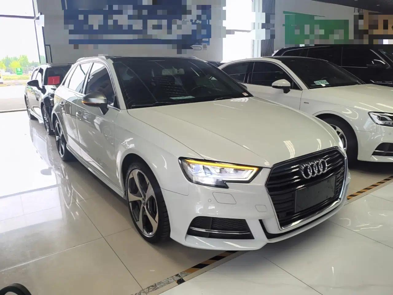 Audi A3 2017 Sportback 40 TFSI Sport Edition — миниатюра 3