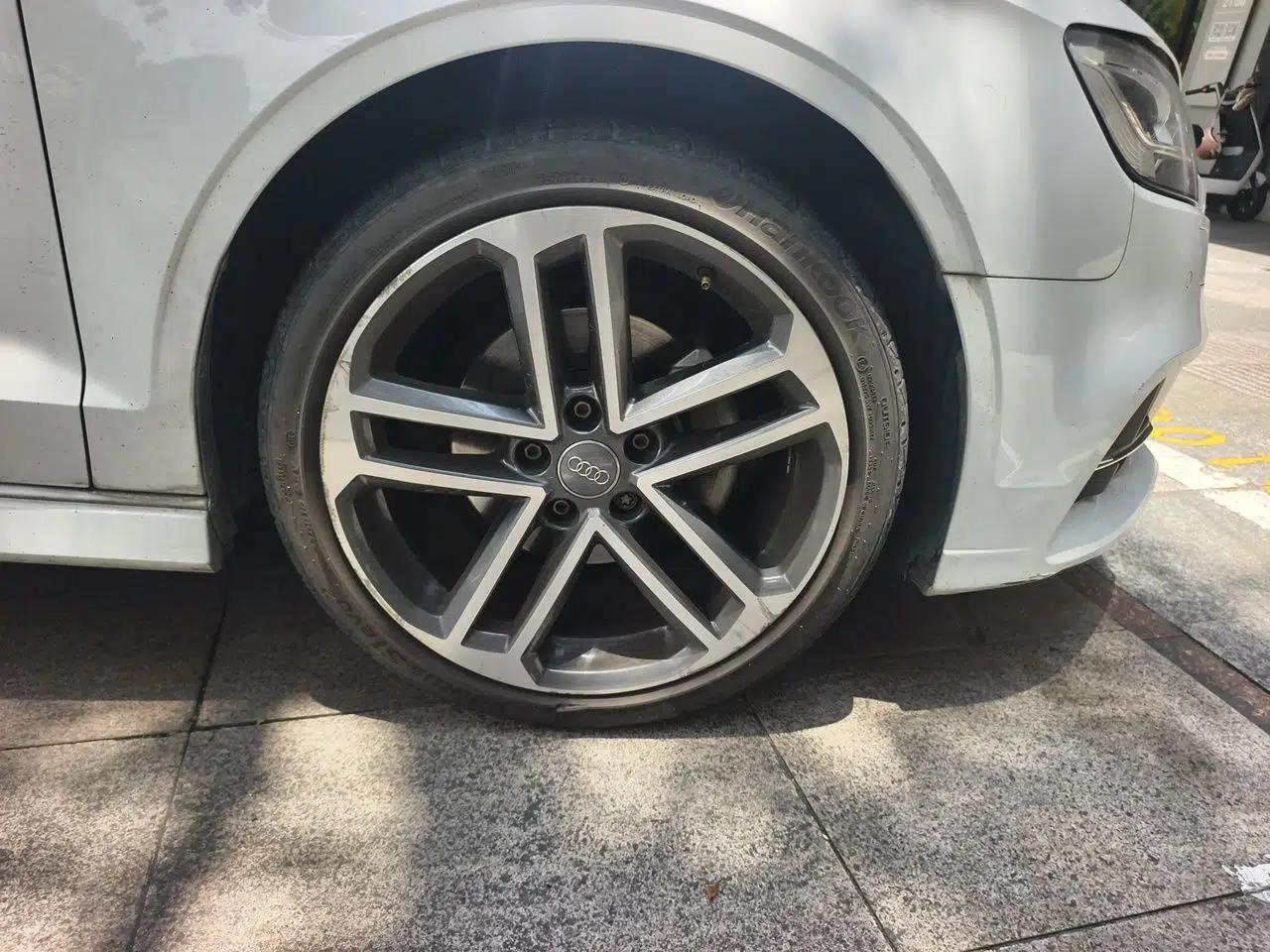 Audi A3 2018 30th Anniversary Edition Limousine 35 TFSI Sport Model — миниатюра 8