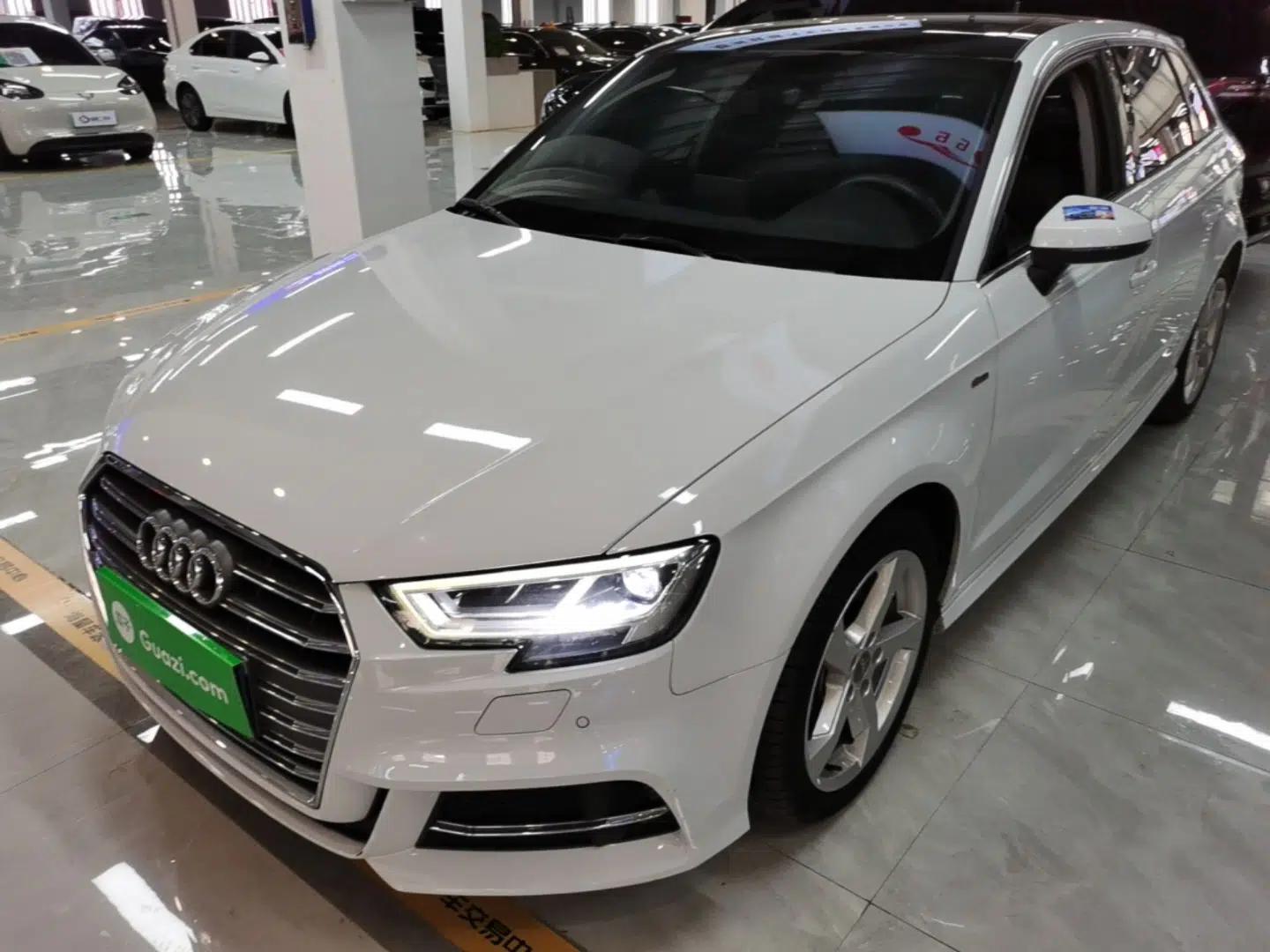 Audi A3 2020 Sportback 35 TFSI Fashion Edition China VI Emission Standard — миниатюра 1