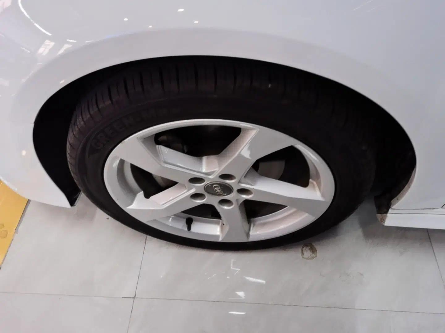 Audi A3 2020 Sportback 35 TFSI Fashion Edition China VI Emission Standard — миниатюра 10