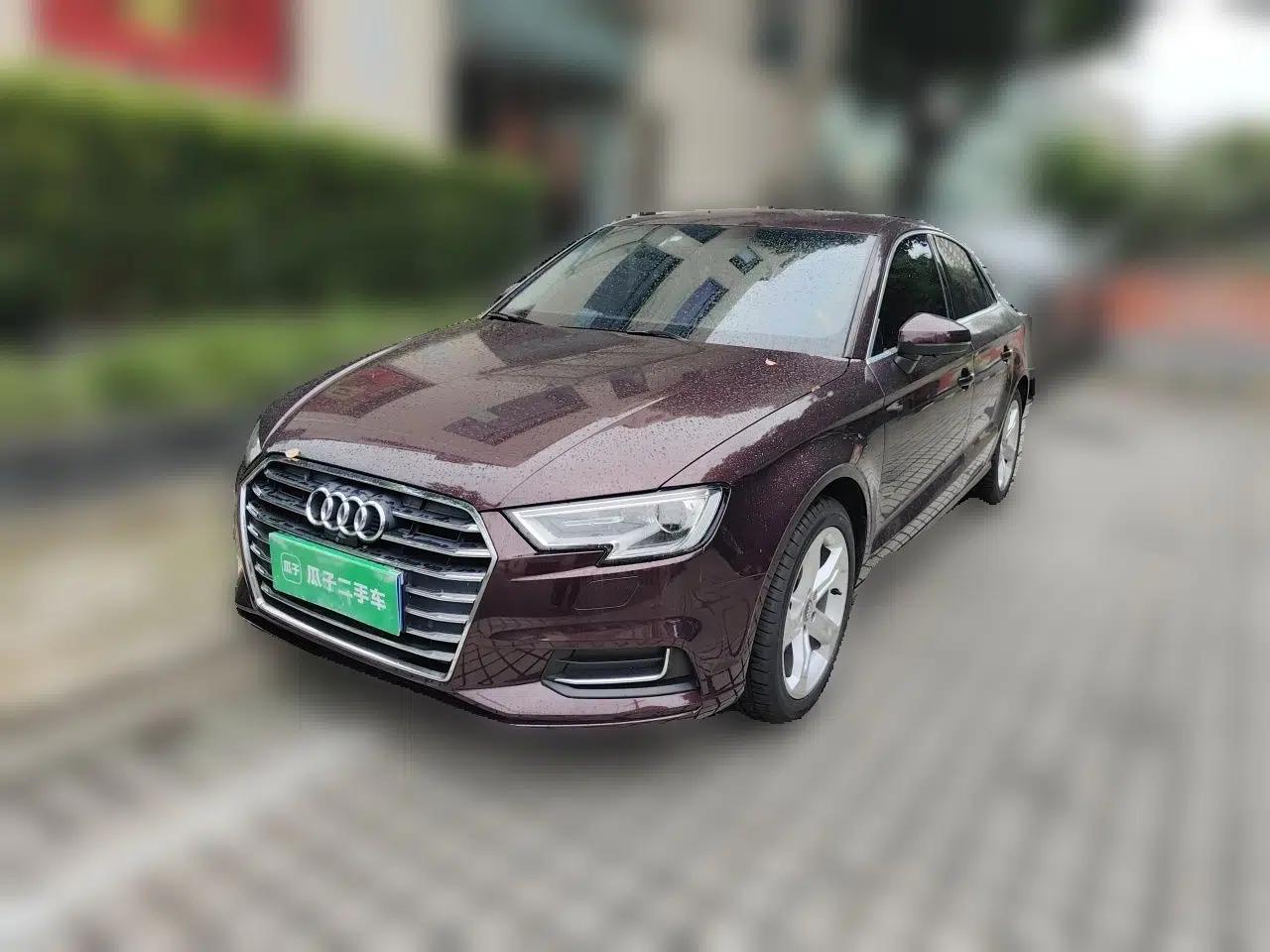 Audi A3 2020 Limousine 35 TFSI Ambition China VI — миниатюра 1