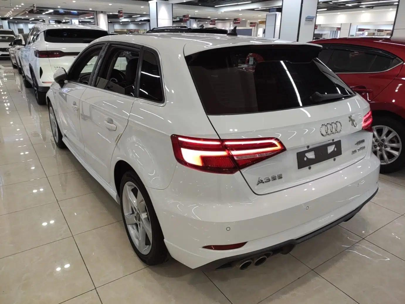 Audi A3 2019 Sportback 35 TFSI Fashion Edition China V — миниатюра 4