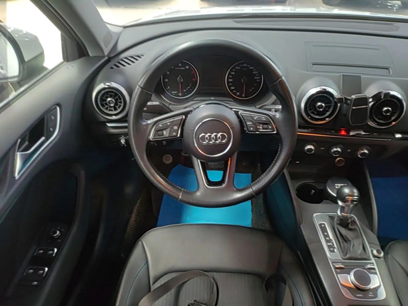 Audi A3 2020 Sportback 35 TFSI Fashion Edition China VI Emission Standard — миниатюра 13