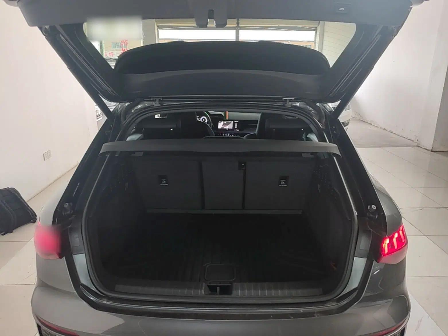 Audi A3 2024 Sportback 35 TFSI Fashionable Sports Model — миниатюра 22