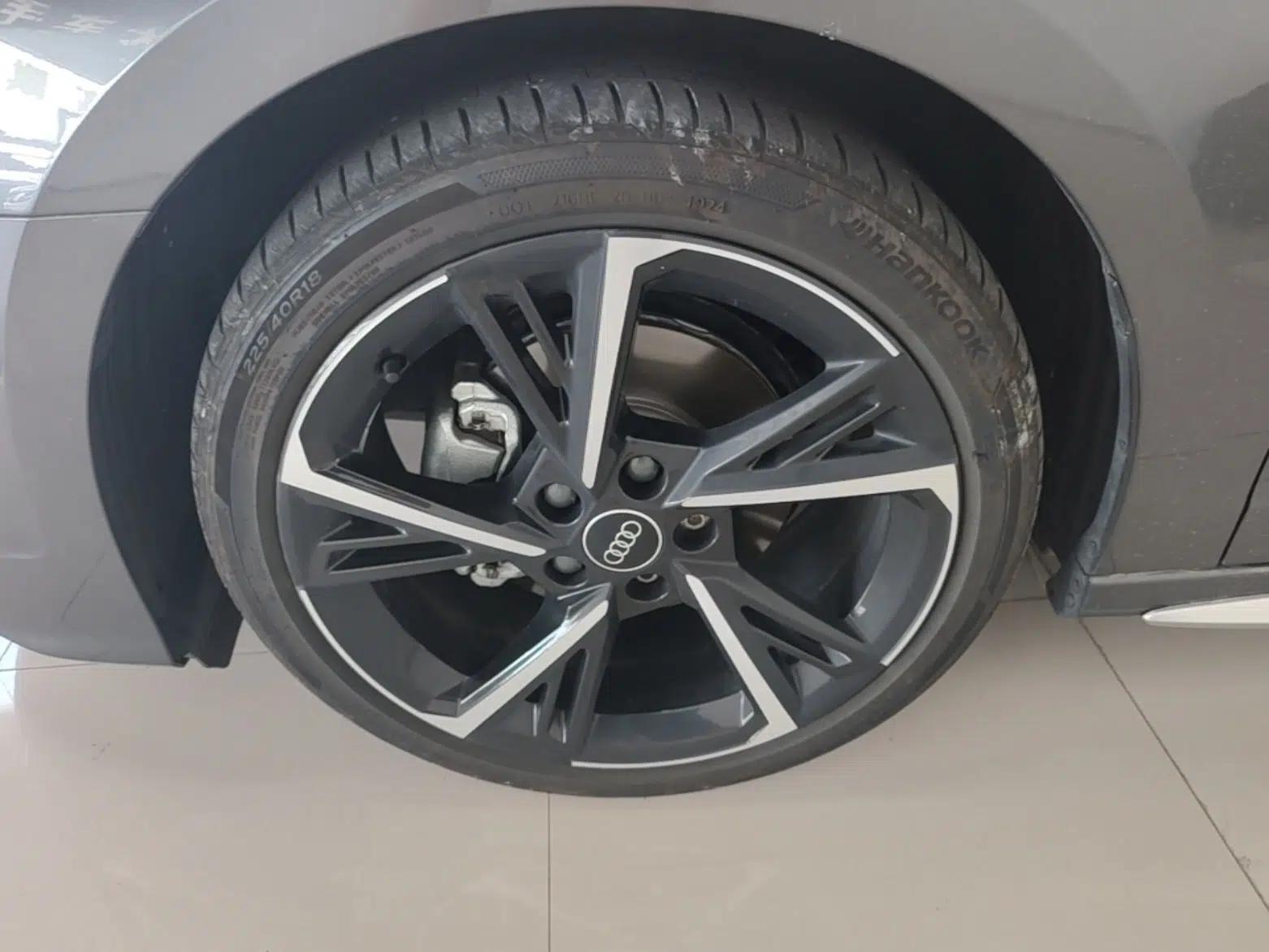 Audi A3 2024 Sportback 35 TFSI Fashionable Sports Model — миниатюра 10