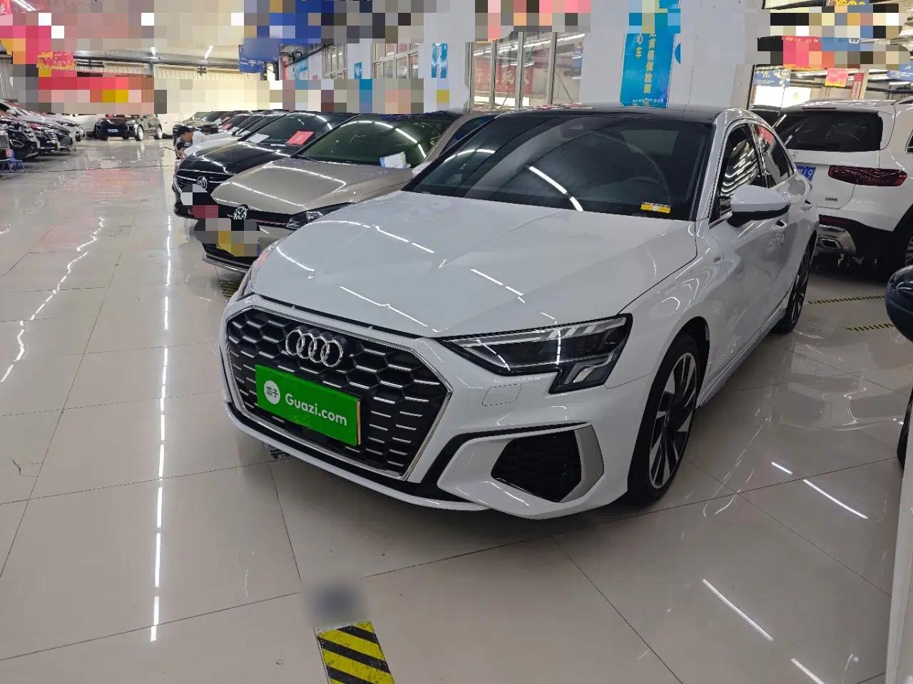 Audi A3 2024 A3L Limousine 35 TFSI Fashion Sport Model — миниатюра 1