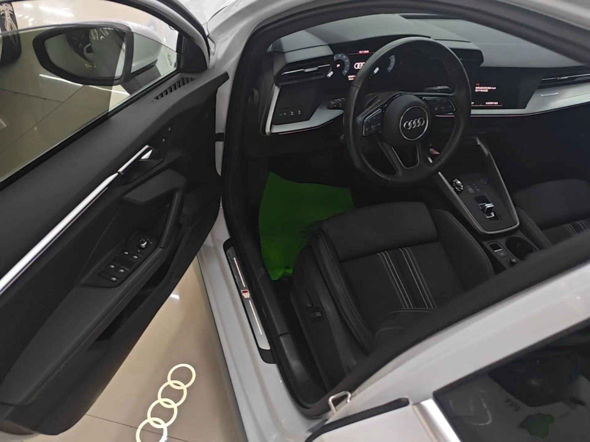 Audi A3 2024 A3L Limousine 35 TFSI Fashion Sport Model — миниатюра 18