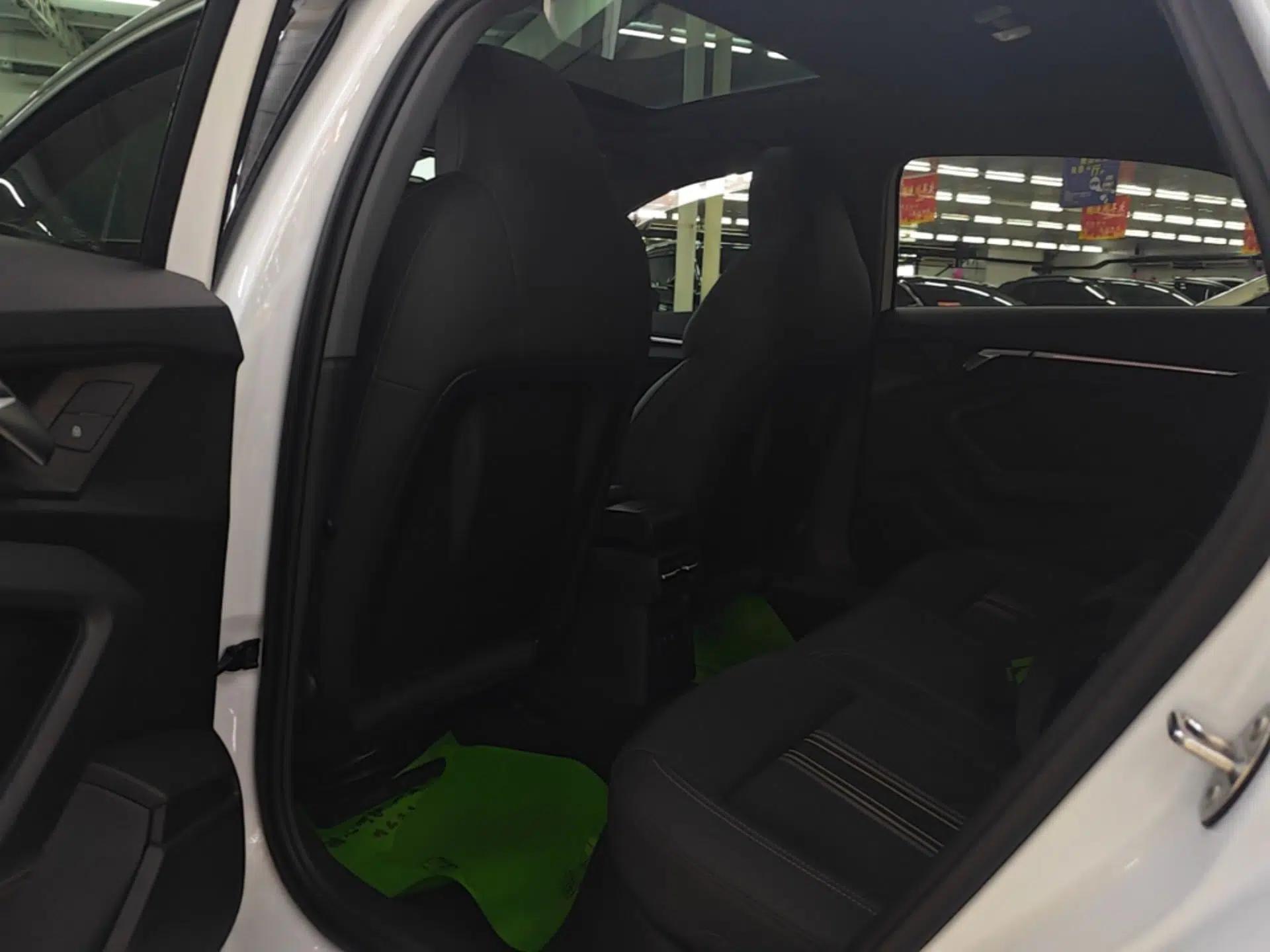 Audi A3 2024 A3L Limousine 35 TFSI Fashion Sport Model — миниатюра 20