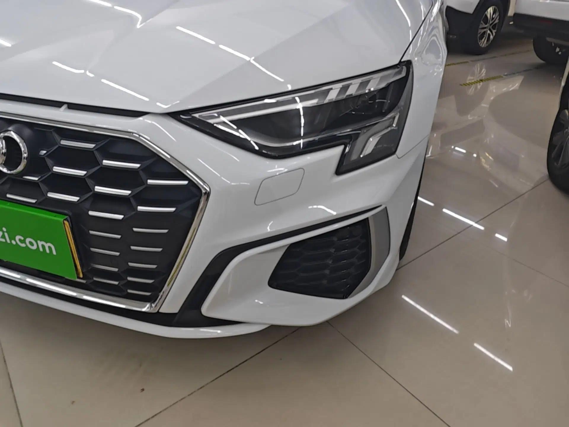 Audi A3 2024 A3L Limousine 35 TFSI Fashion Sport Model — миниатюра 8
