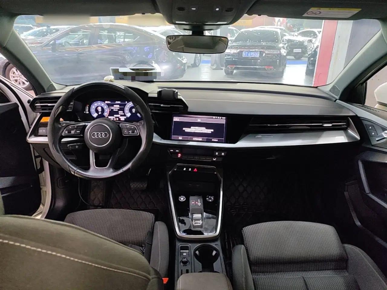 Audi A3 2023 A3L Limousine 35 TFSI Progressive Sport Edition — миниатюра 12