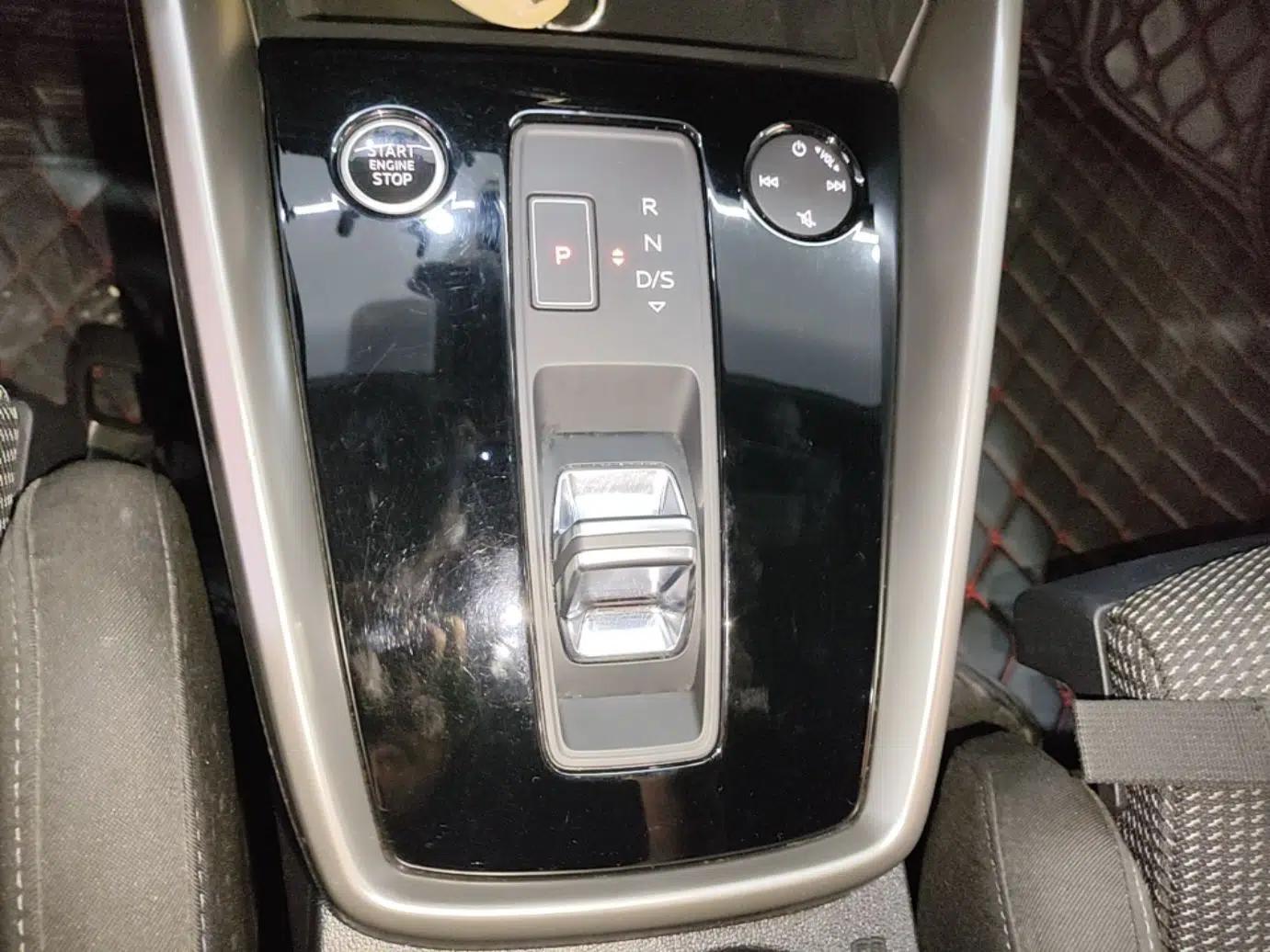 Audi A3 2023 A3L Limousine 35 TFSI Progressive Sport Edition — миниатюра 16