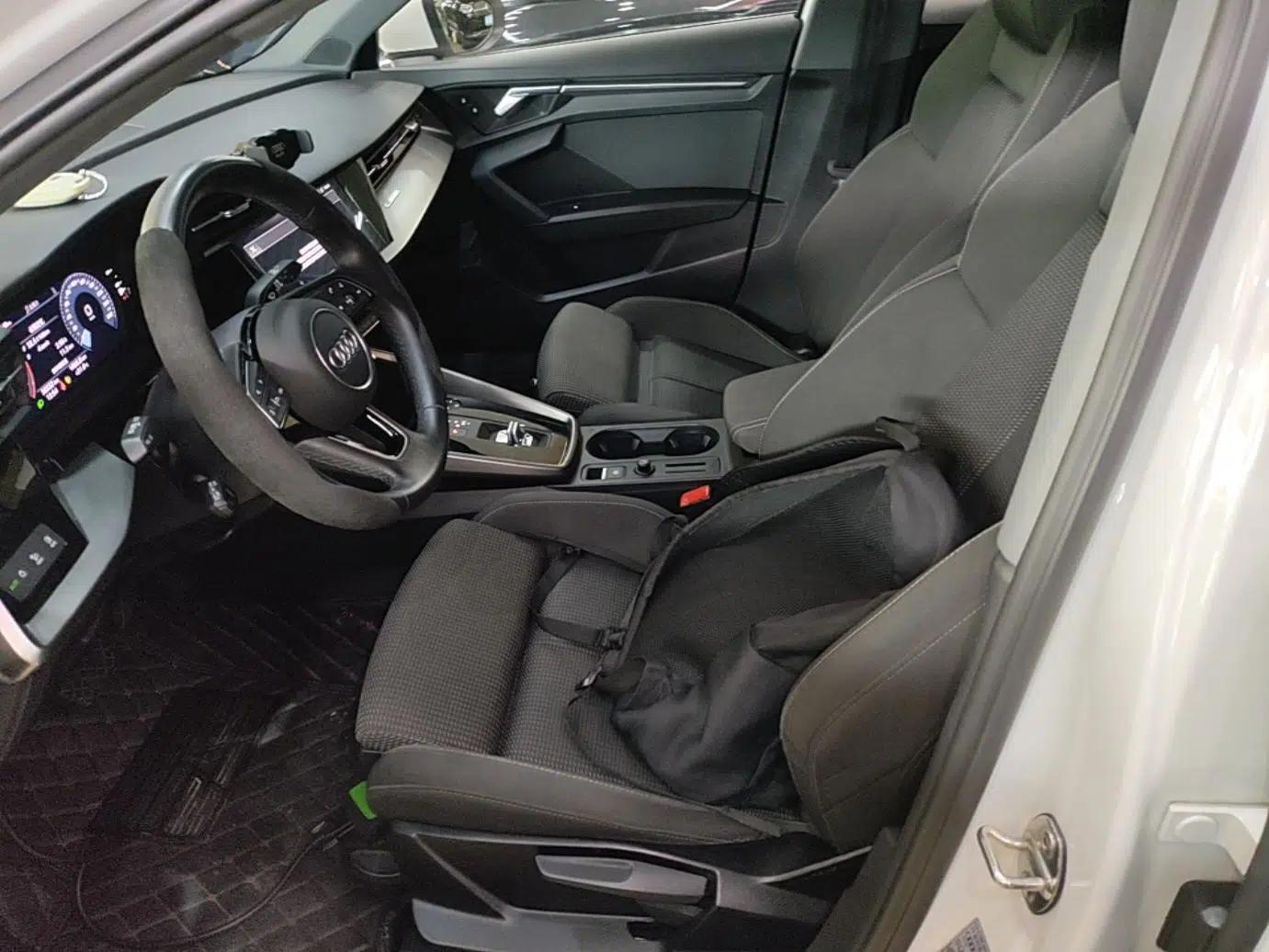 Audi A3 2023 A3L Limousine 35 TFSI Progressive Sport Edition — миниатюра 17