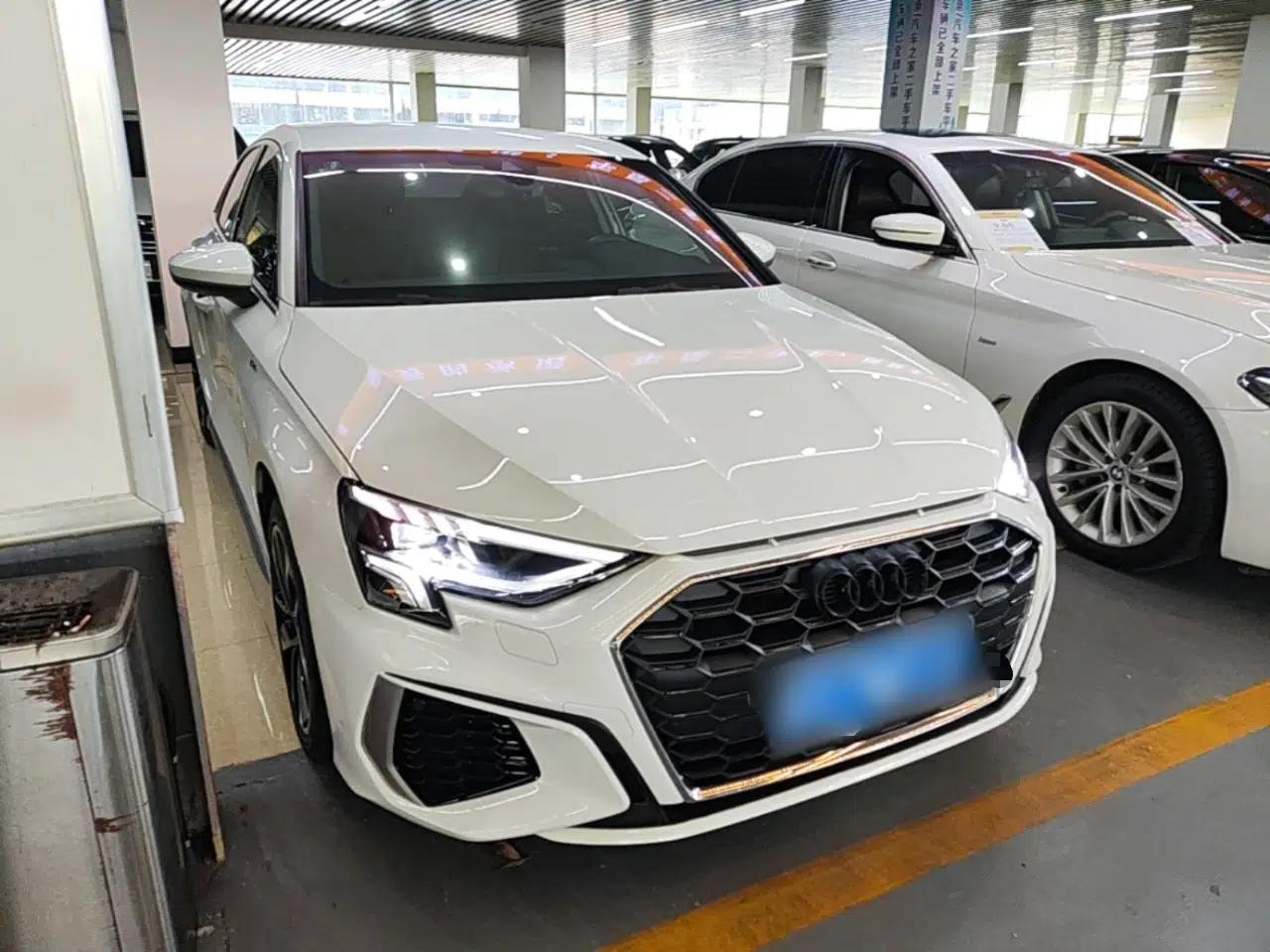 Audi A3 2023 A3L Limousine 35 TFSI Progressive Sport Edition — миниатюра 3
