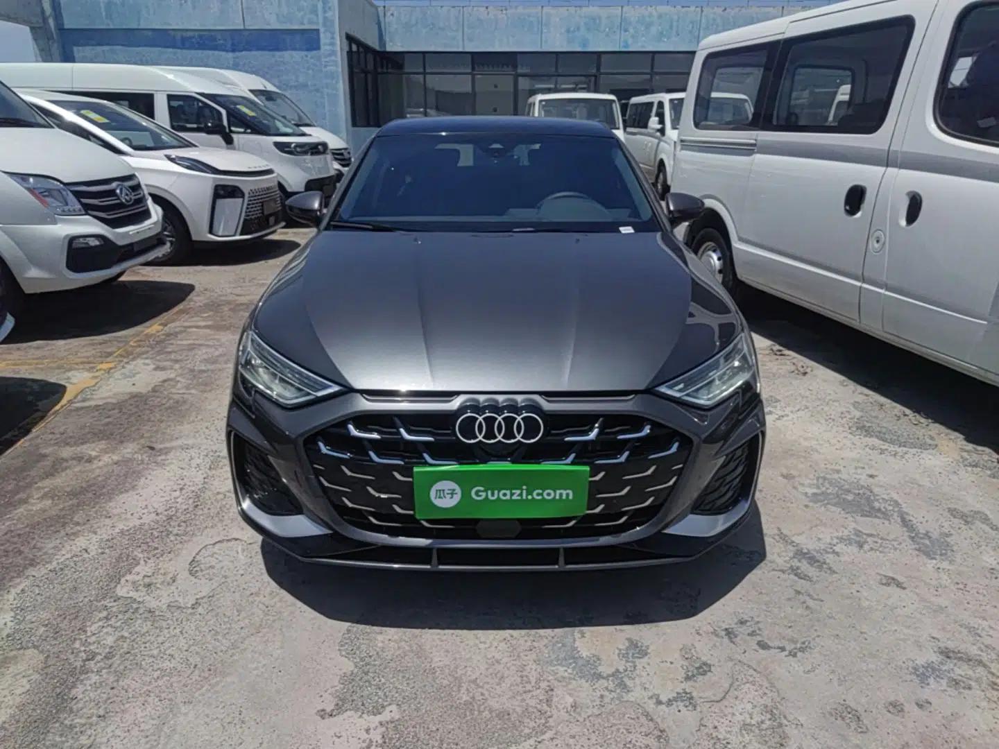 Audi A3 2025 Sportback 35TFSI Prestige Edition — миниатюра 2