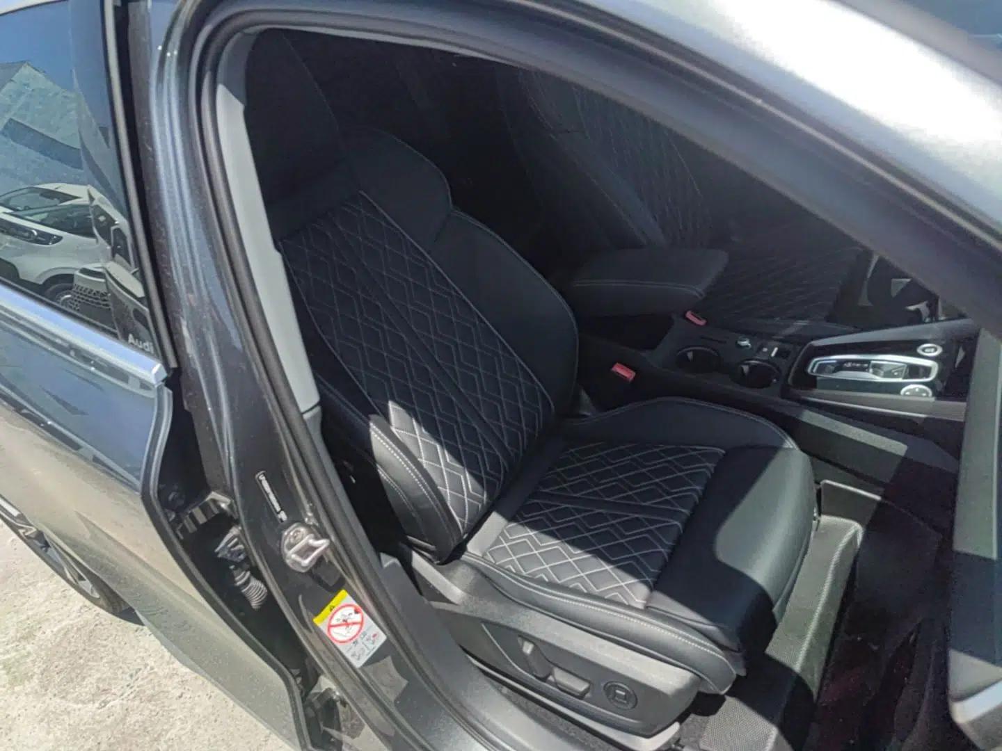 Audi A3 2025 Sportback 35TFSI Prestige Edition — миниатюра 19