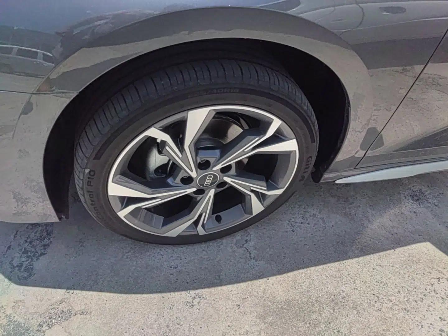 Audi A3 2025 Sportback 35TFSI Prestige Edition — миниатюра 10