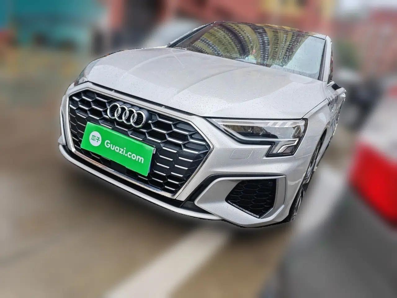 Audi A3 2023 A3L Limousine 35 TFSI Fashion Sport Model — миниатюра 1