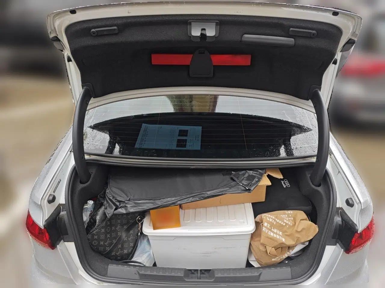 Audi A3 2023 A3L Limousine 35 TFSI Fashion Sport Model — миниатюра 16