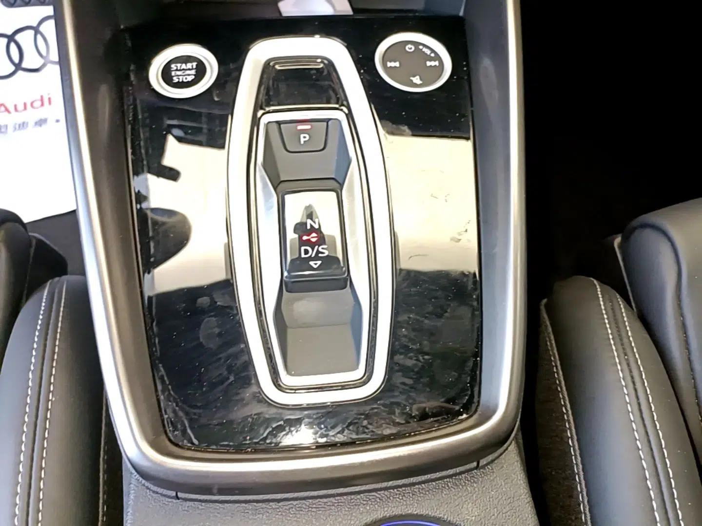 Audi A3 2025 Sportback 35TFSI Prestige Edition — миниатюра 21