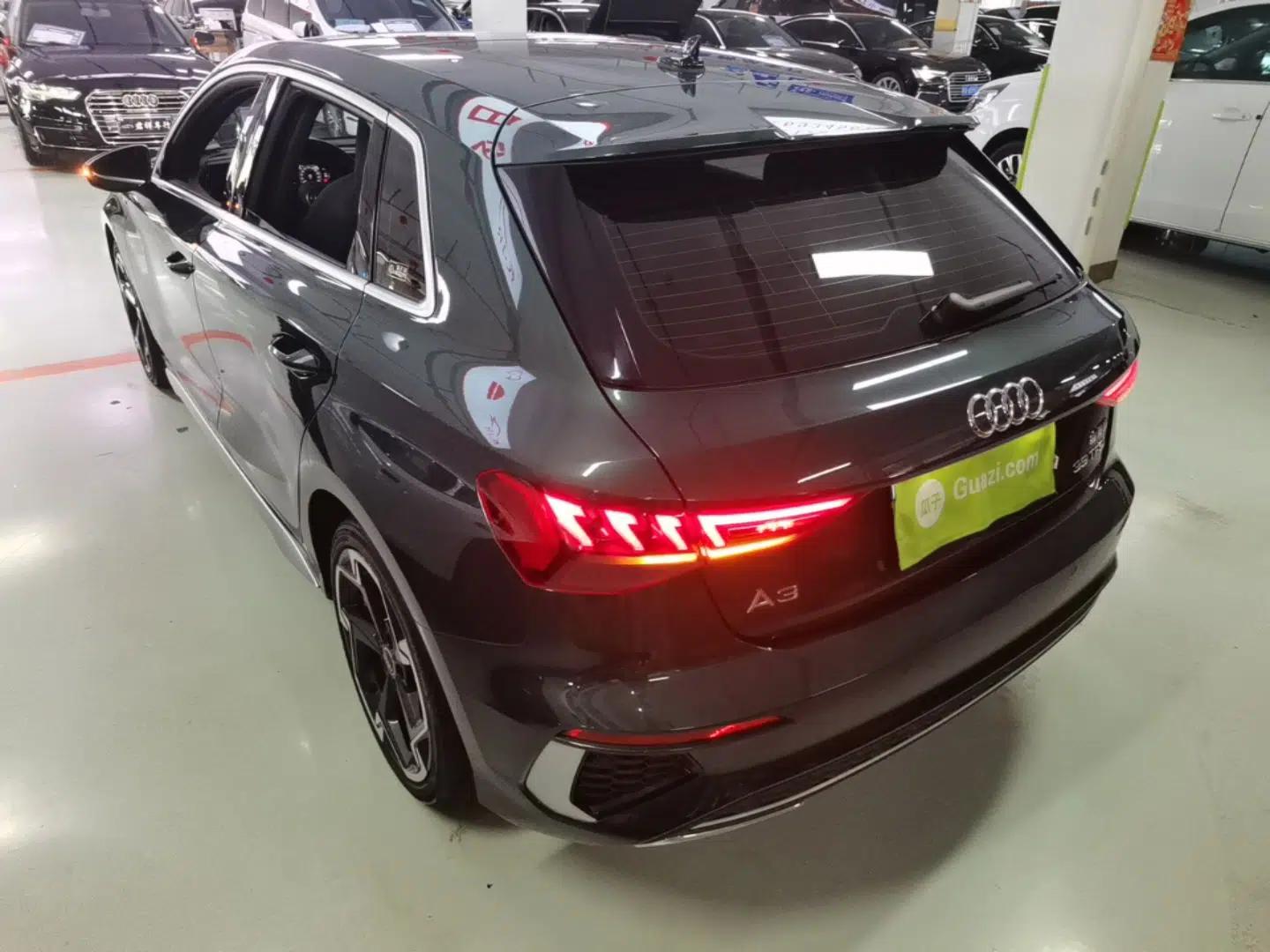 Audi A3 2024 Sportback 35 TFSI Fashionable Sports Model — миниатюра 4