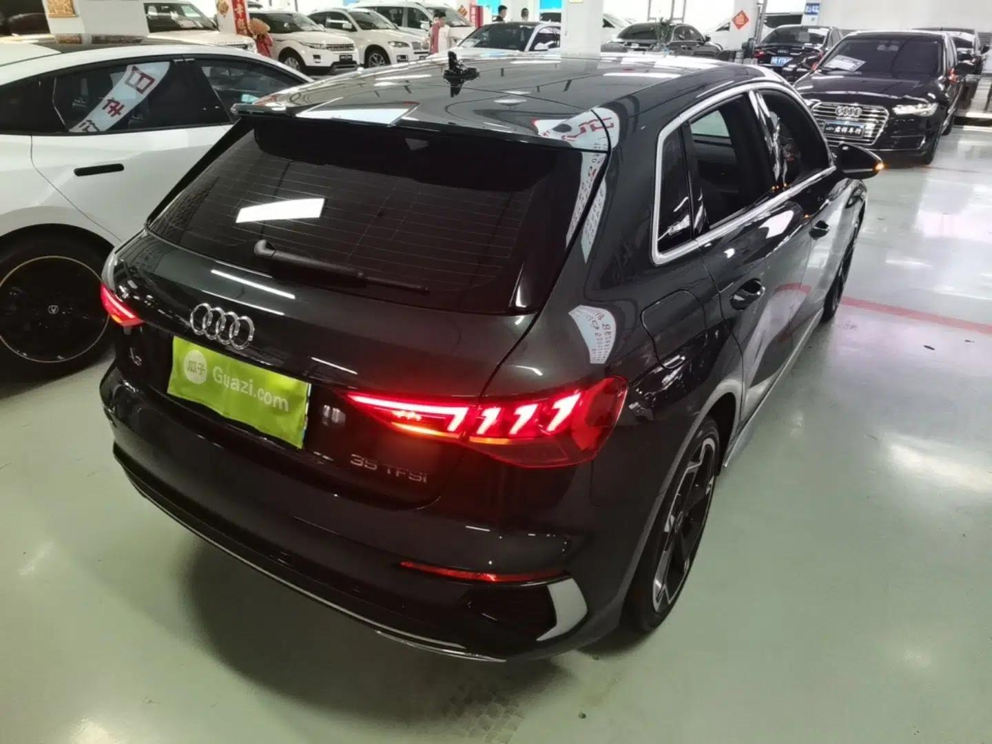 Audi A3 2024 Sportback 35 TFSI Fashionable Sports Model — миниатюра 6