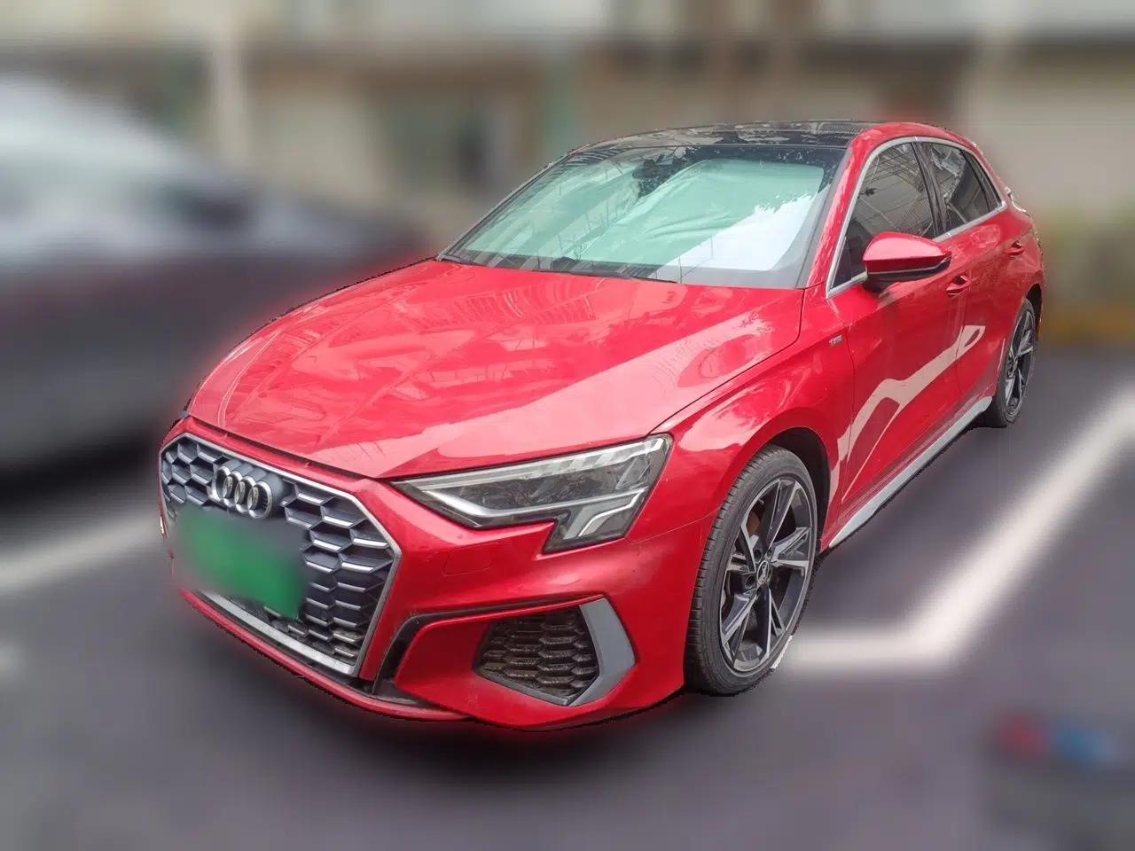 Audi A3 2022 Sportback 35 TFSI Fashionable Sports Model — миниатюра 1