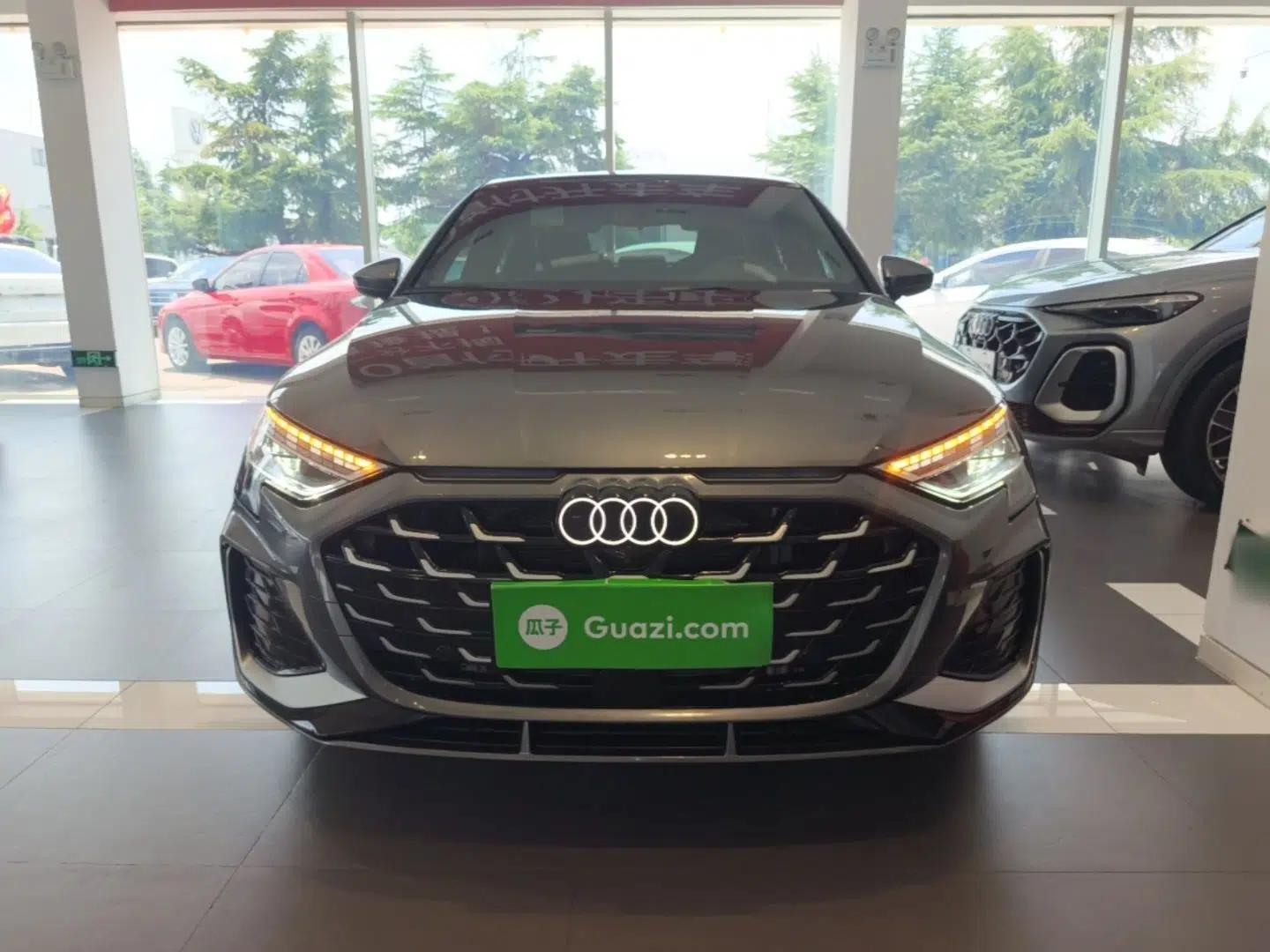 Audi A3 2026 Sportback 35 TFSI Prestige Edition — миниатюра 2