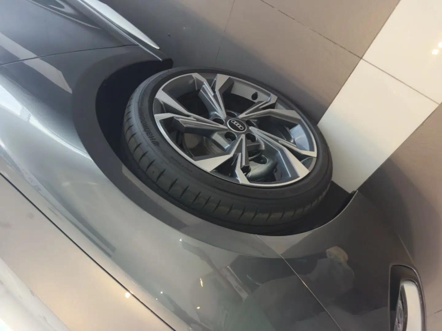 Audi A3 2026 Sportback 35 TFSI Prestige Edition — миниатюра 10