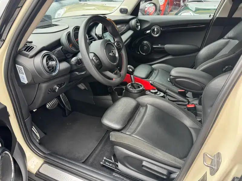2016 MINI 2.0T COOPER S Avantgarde 5-Door Edition — миниатюра 13