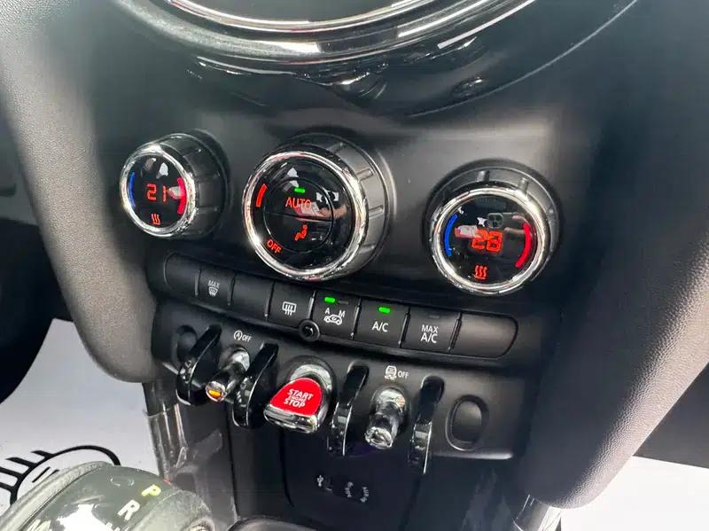 2016 MINI 1.5T COOPER Avant-garde 5-Door Edition — миниатюра 10